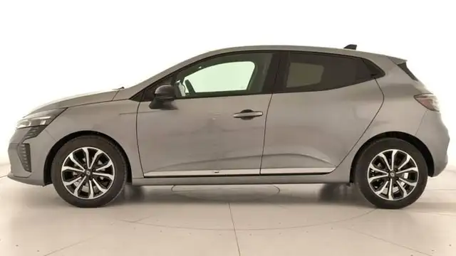 Renault Clio view 7