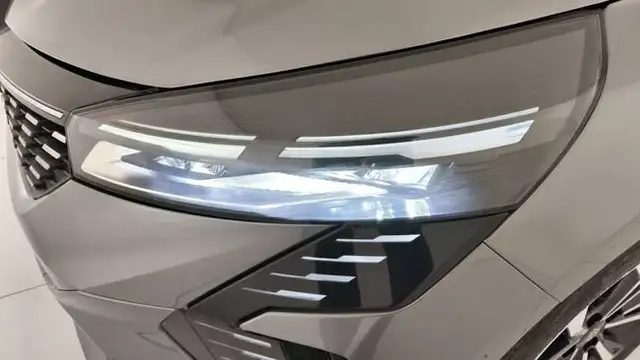 Renault Clio view 12
