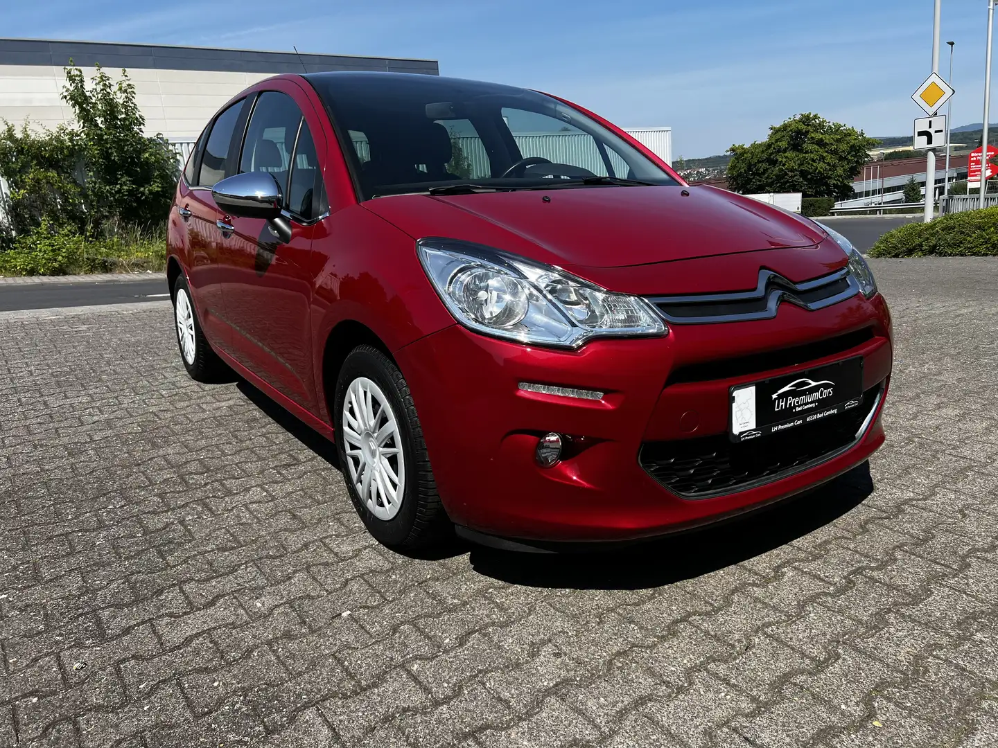 Citroen C3 Pure Tech (VTi) 82 Selection Rot - 1