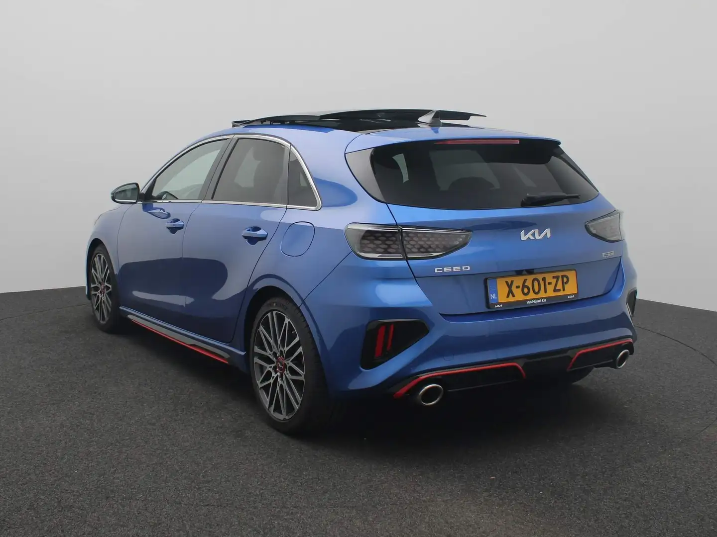 Kia Ceed / cee'd 1.6 T-GDi GT | UNIEK | Navigatie | Climate Control Bleu - 2