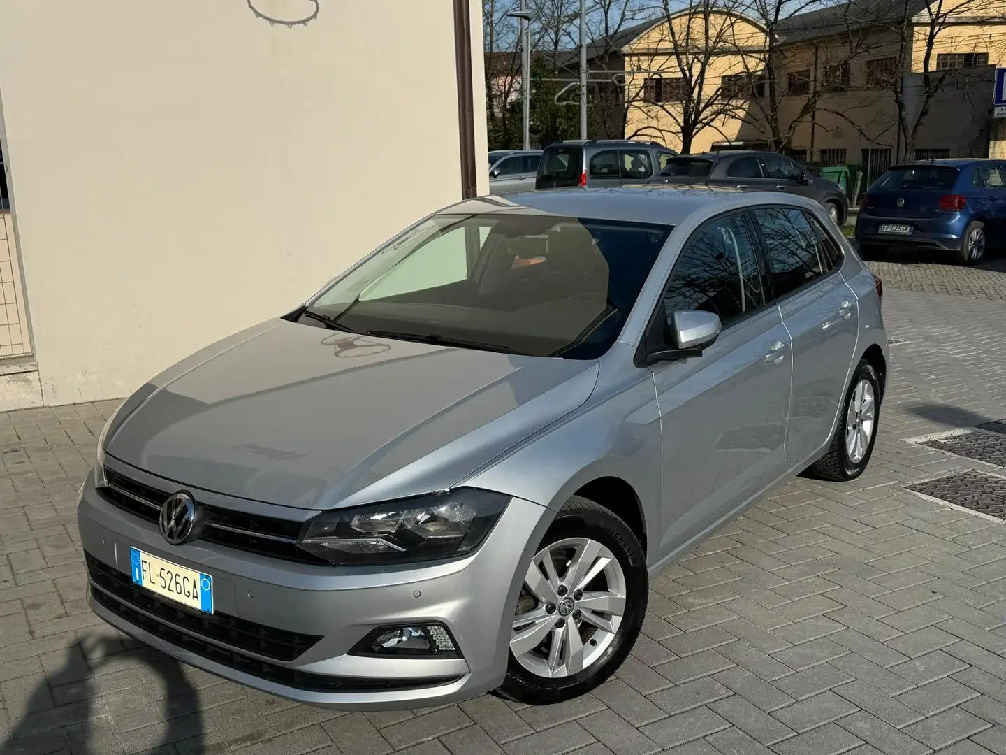 Volkswagen Polo Polo 5p 1.0 mpi Comfortline 75cv Zilver - 1