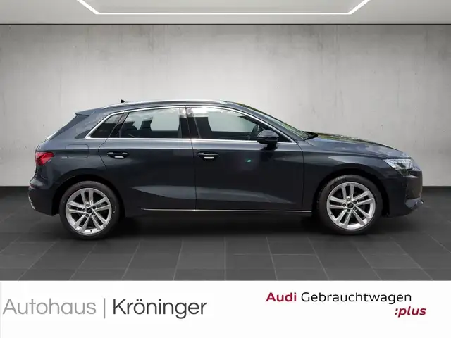 Audi A3 view 4