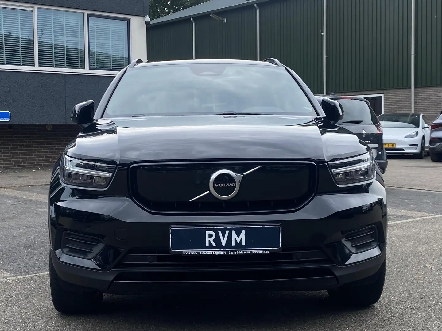 Volvo XC40 Recharge Plus STOEL + STUURVERWARMING | LEDER/ALCA Schwarz - 2