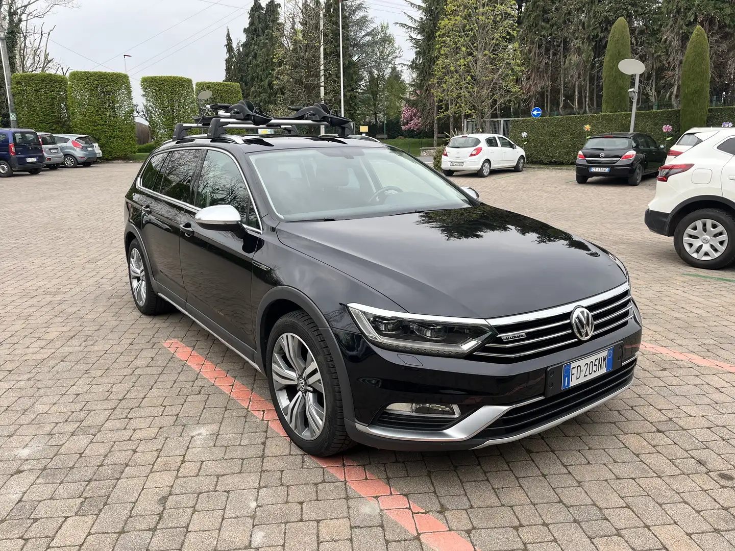 Volkswagen Passat Alltrack 2.0 tdi 4motion 190cv dsg - 1