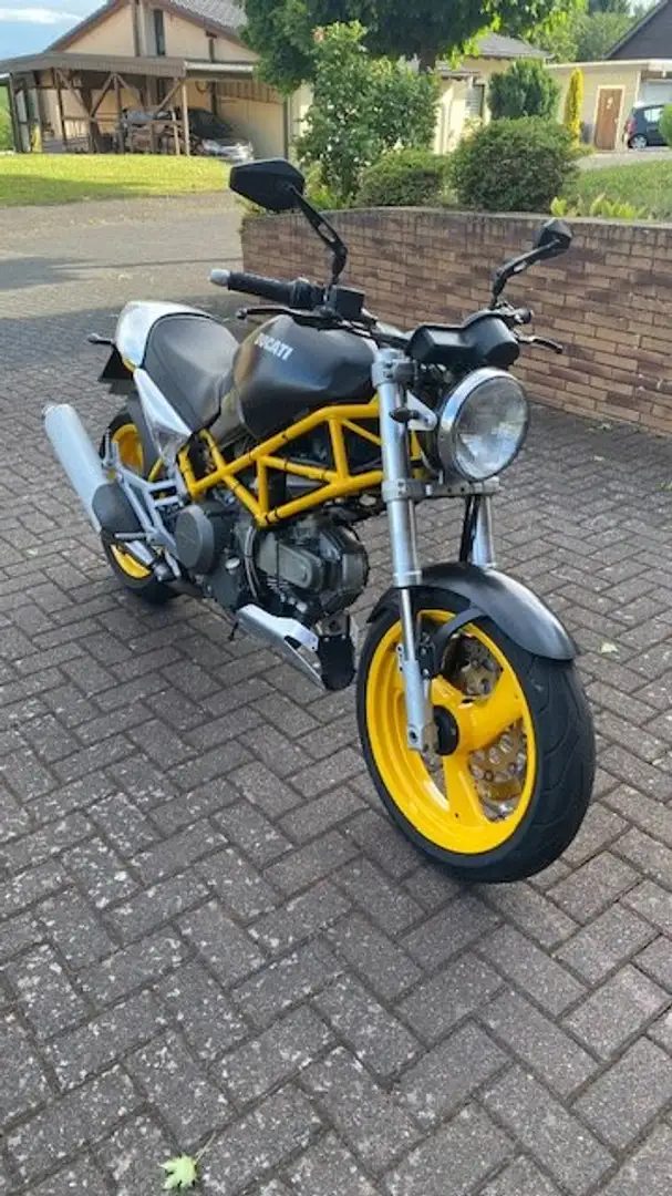 Ducati Monster 600 Schwarz - 2
