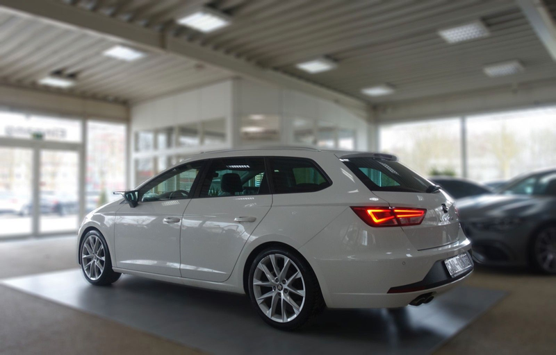 SEAT Leon 1.4 TSI ACT FR Sporttourer; LED NAV Mirror — photo 9