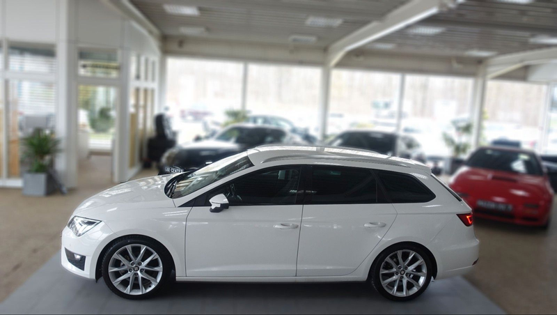 SEAT Leon 1.4 TSI ACT FR Sporttourer; LED NAV Mirror — photo 8