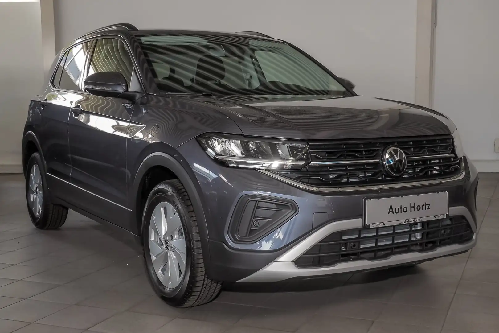 Volkswagen T-Cross Life 1.0 l TSI OPF 85 kW (116 PS) 7-Gang-D Grau - 2