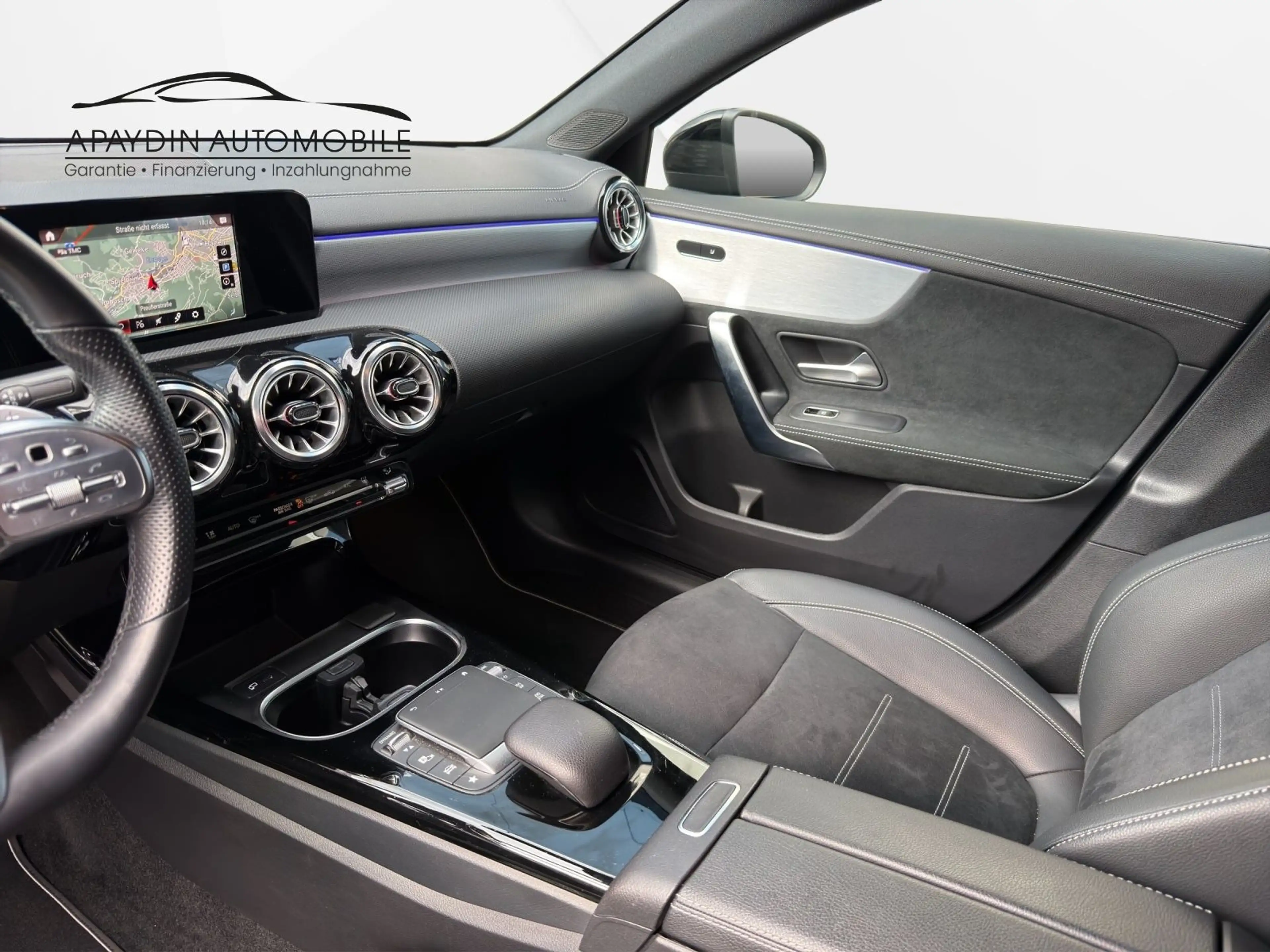 Mercedes-Benz A 250 AMG-Line LED/AMBIENTE/NIGHTPAKET/MBUX/PTS — photo 18