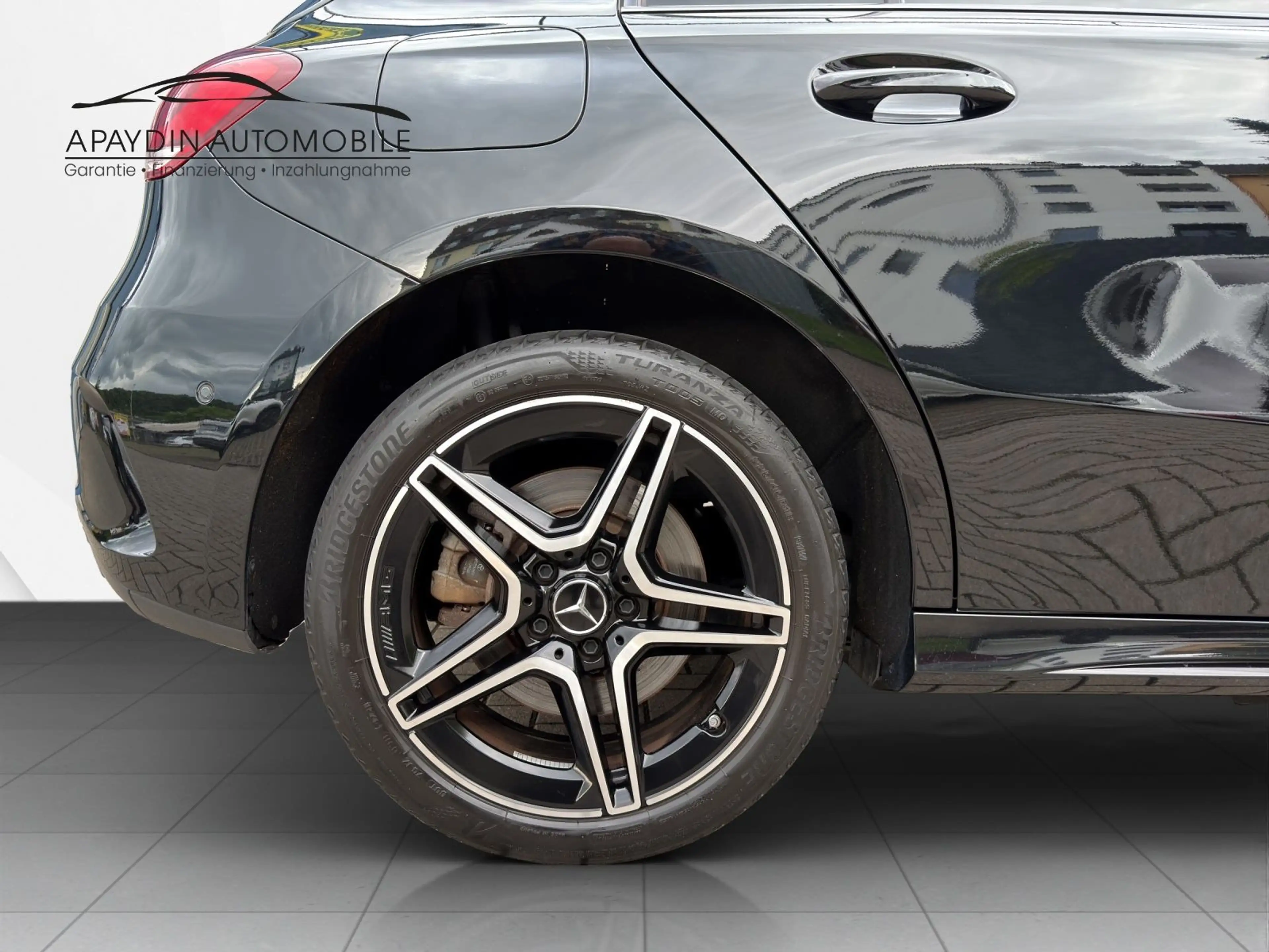 Mercedes-Benz A 250 AMG-Line LED/AMBIENTE/NIGHTPAKET/MBUX/PTS — photo 12