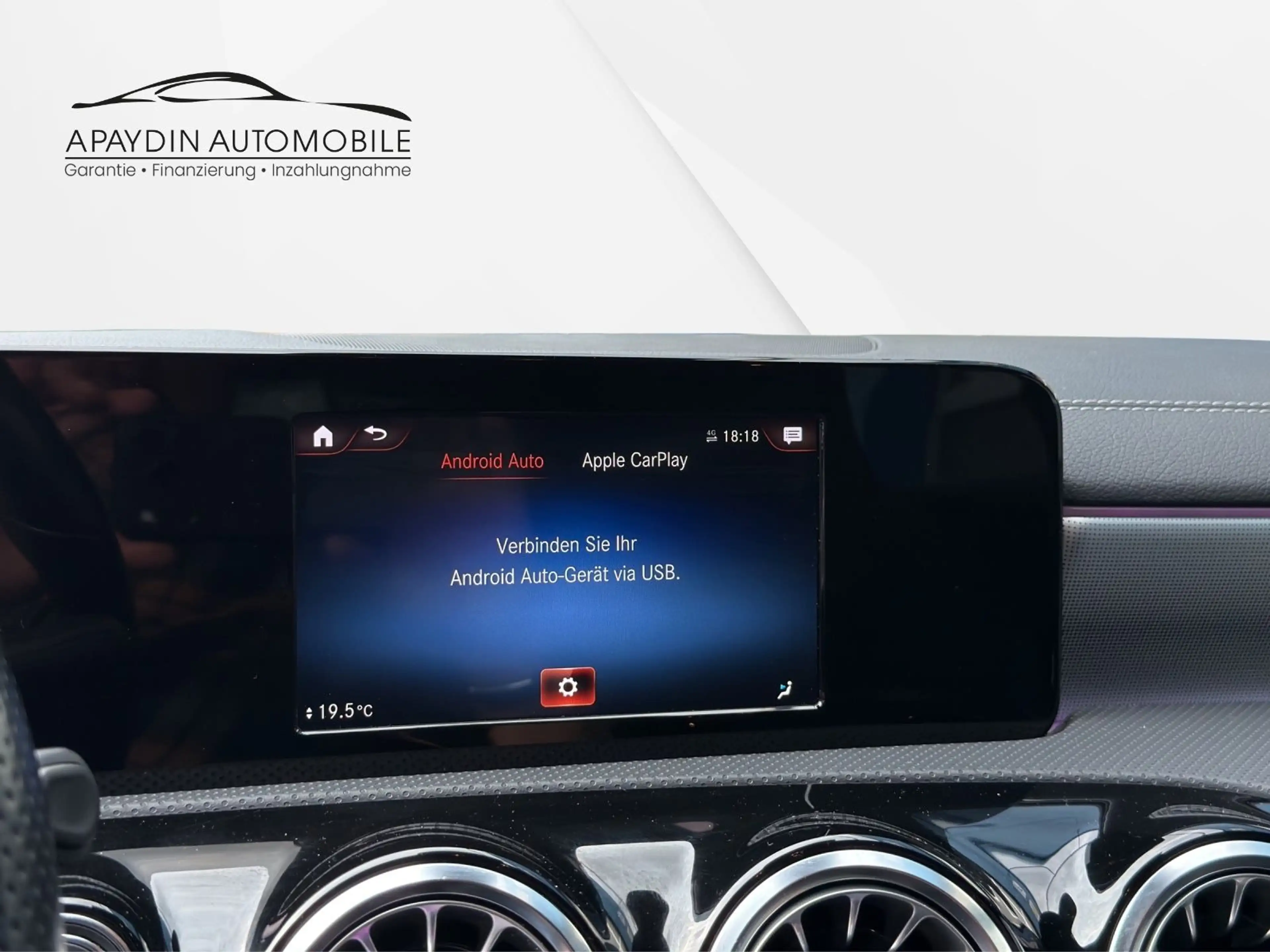 Mercedes-Benz A 250 AMG-Line LED/AMBIENTE/NIGHTPAKET/MBUX/PTS — photo 24