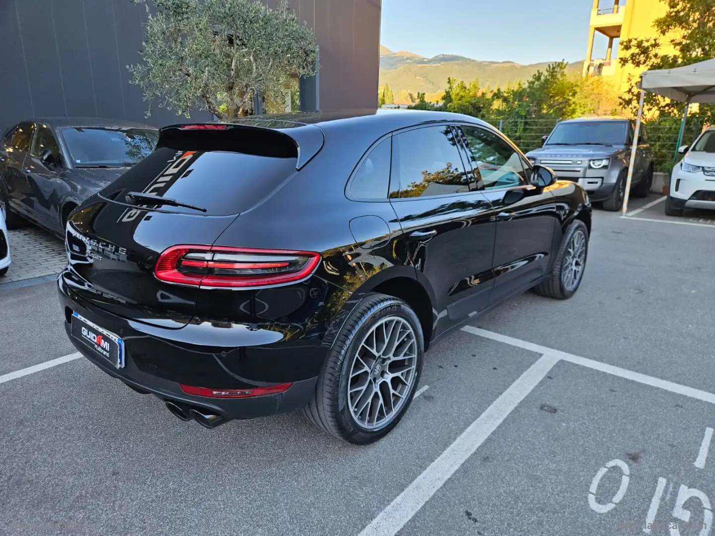 Porsche Macan 2.0 Nero - 2