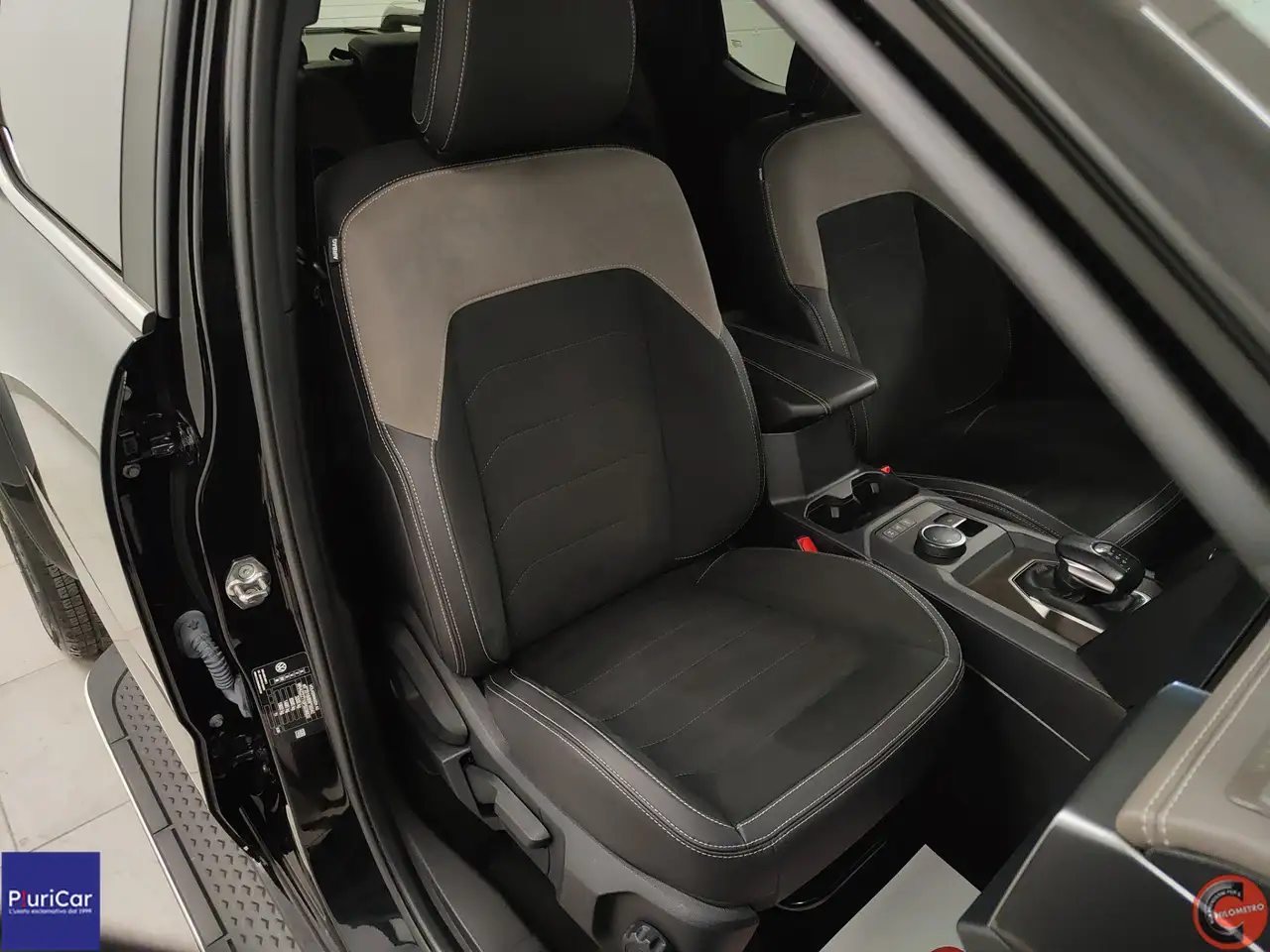 2024 Volkswagen Amarok 3.0 V6 TDI 241 CV 4MOTION auto Navi Camera360° 20”, photograph 5
