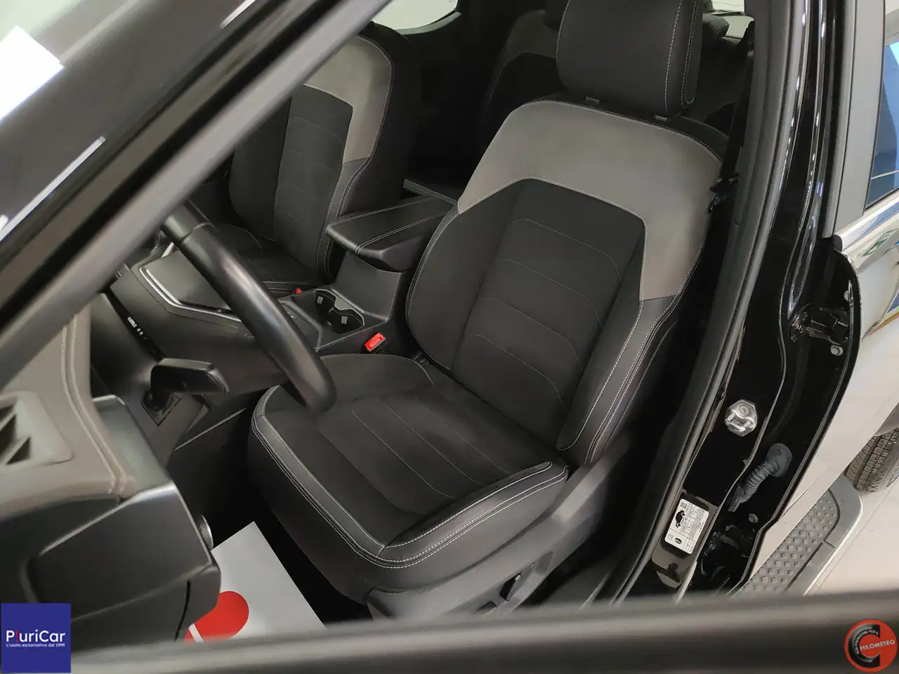 2024 Volkswagen Amarok 3.0 V6 TDI 241 CV 4MOTION auto Navi Camera360° 20”, photograph 4