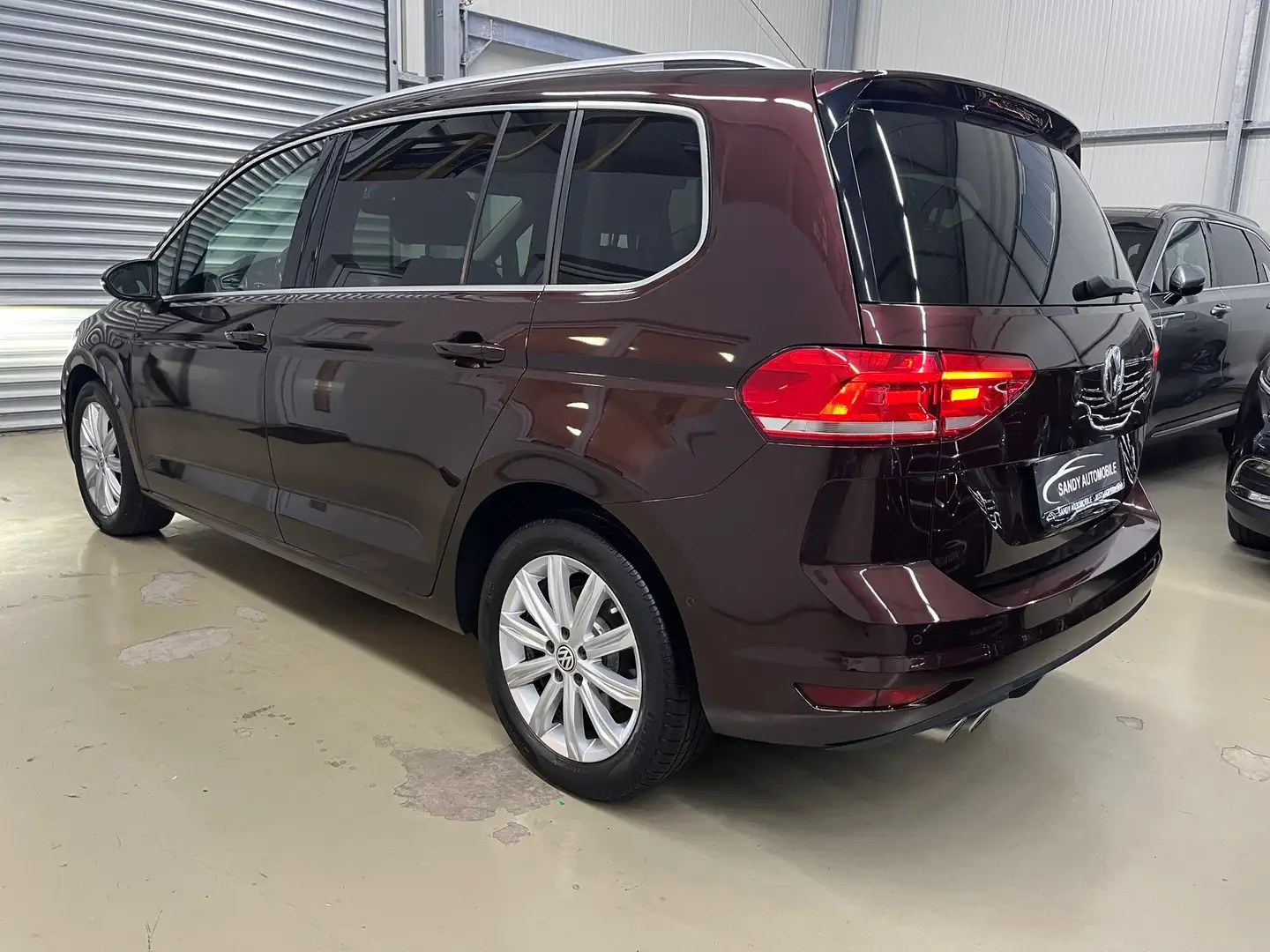 Volkswagen Touran Highline 190 PS  7.Sitzer AHK Kamera LED - 2