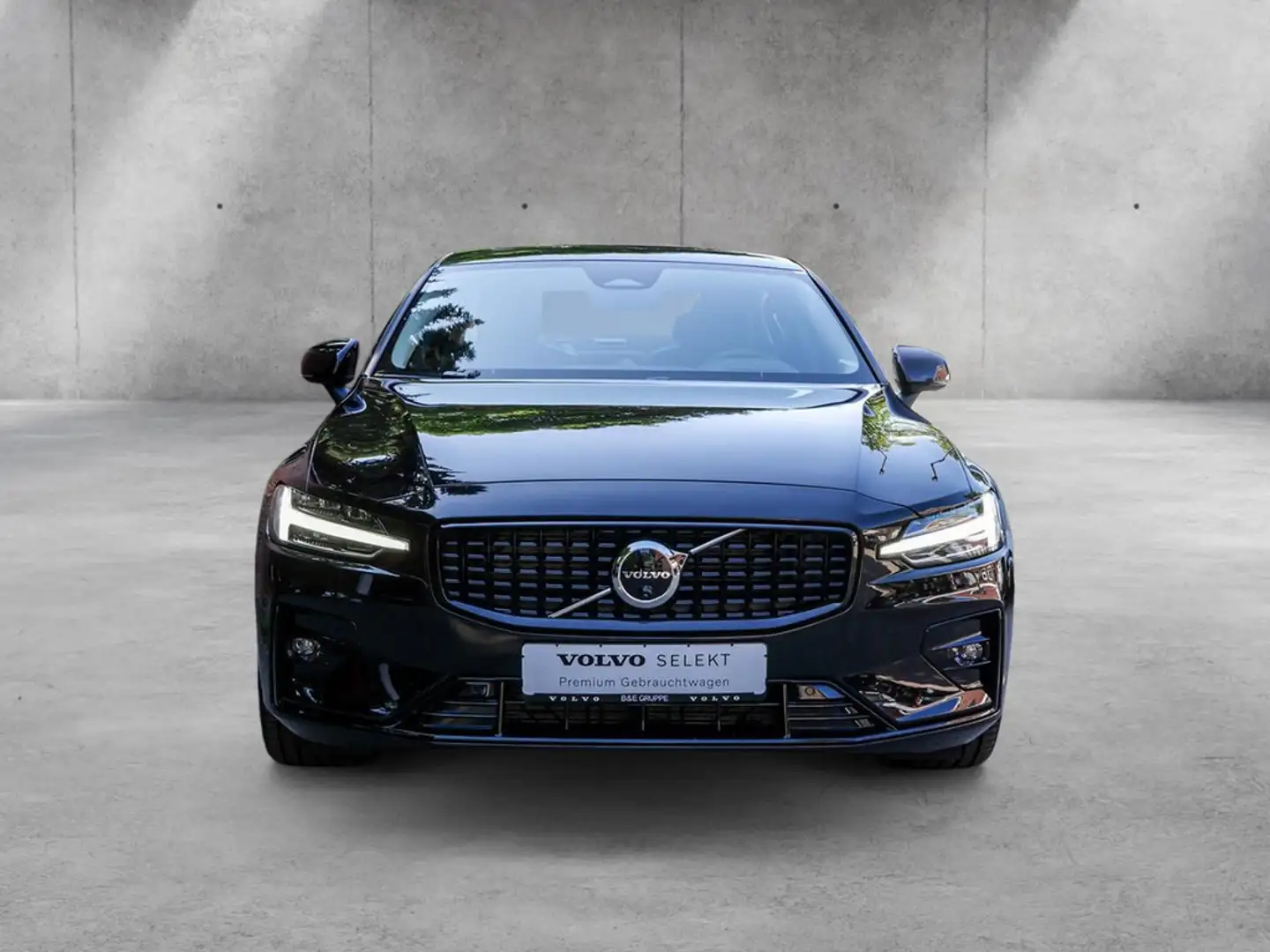 Volvo S60 B5 Ultimate Dark AWD Zwart - 2
