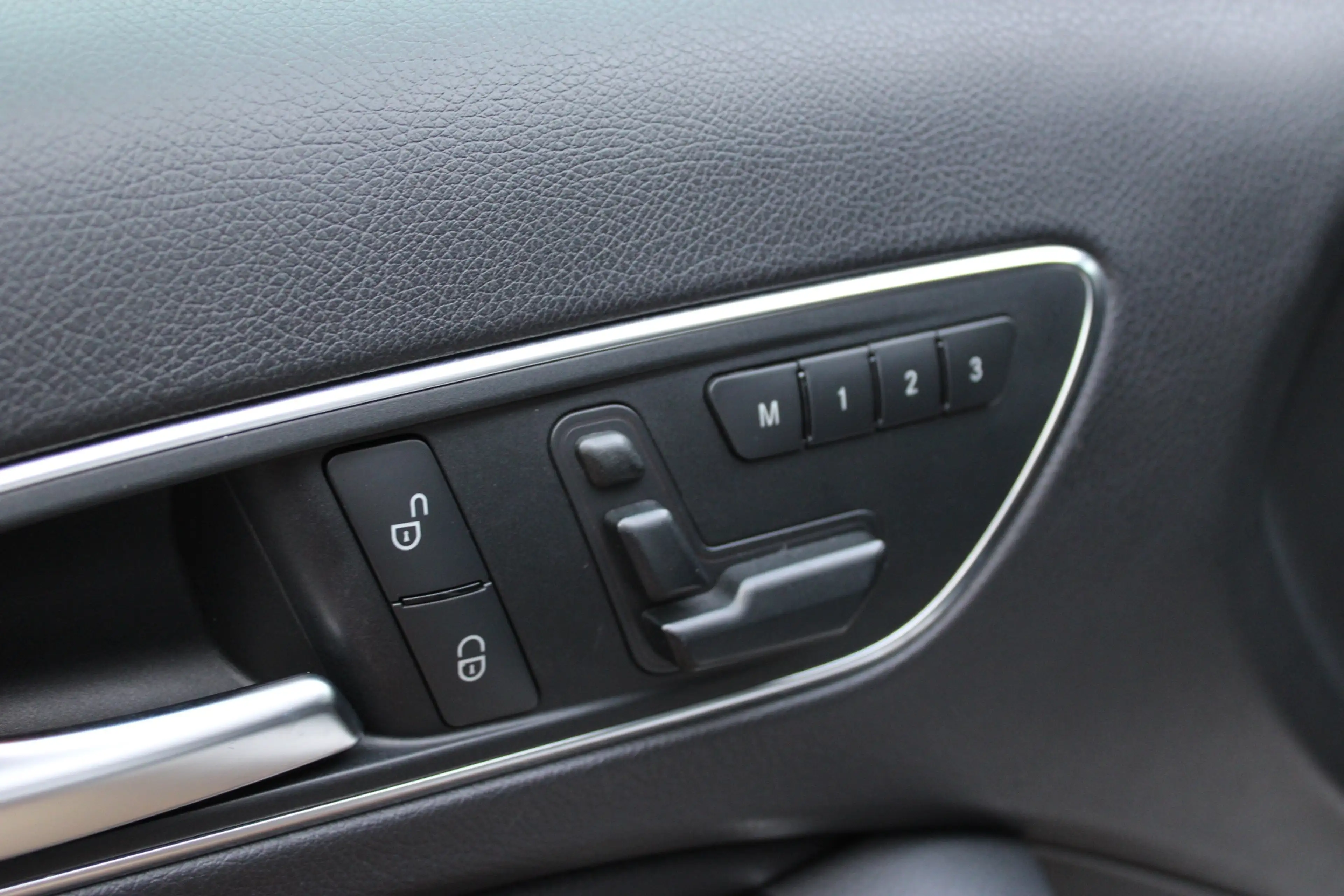 Mercedes-Benz A 45 AMG AMG 45 4MATIC Edition 1 Pano dak — photo 15
