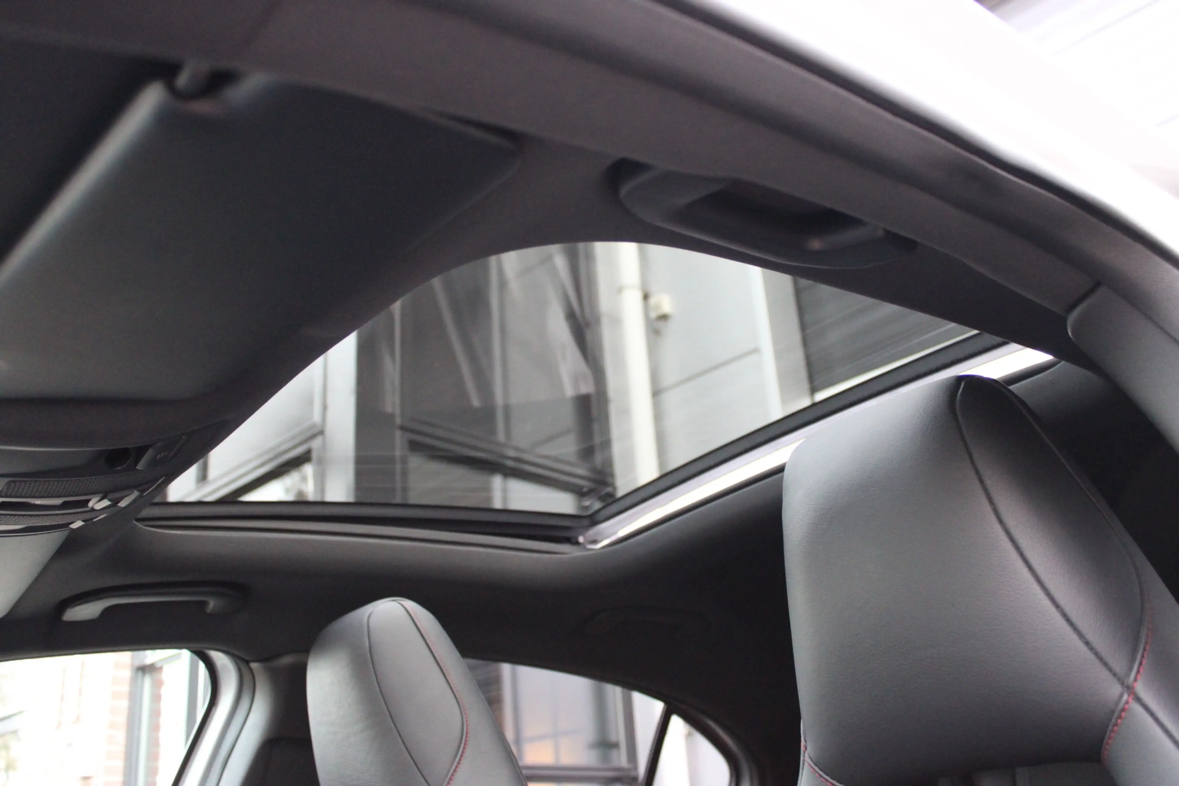 Mercedes-Benz A 45 AMG AMG 45 4MATIC Edition 1 Pano dak — photo 9