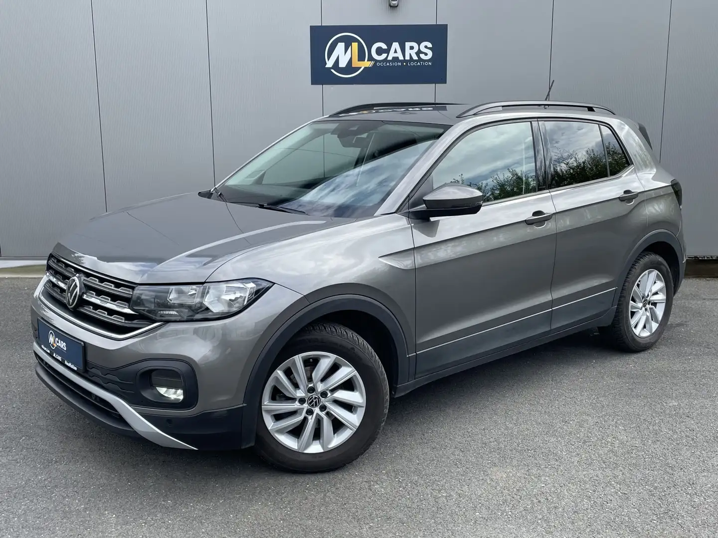 Volkswagen T-Cross 1.0 TSI LIFE AUTOMATIQUE Gris - 1