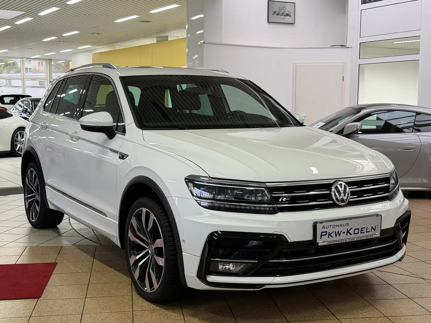 Volkswagen Tiguan 2.0 TDi 4M R-LiNE*PANO*ACC*DCC*LED*KAMERA Blanc - 2