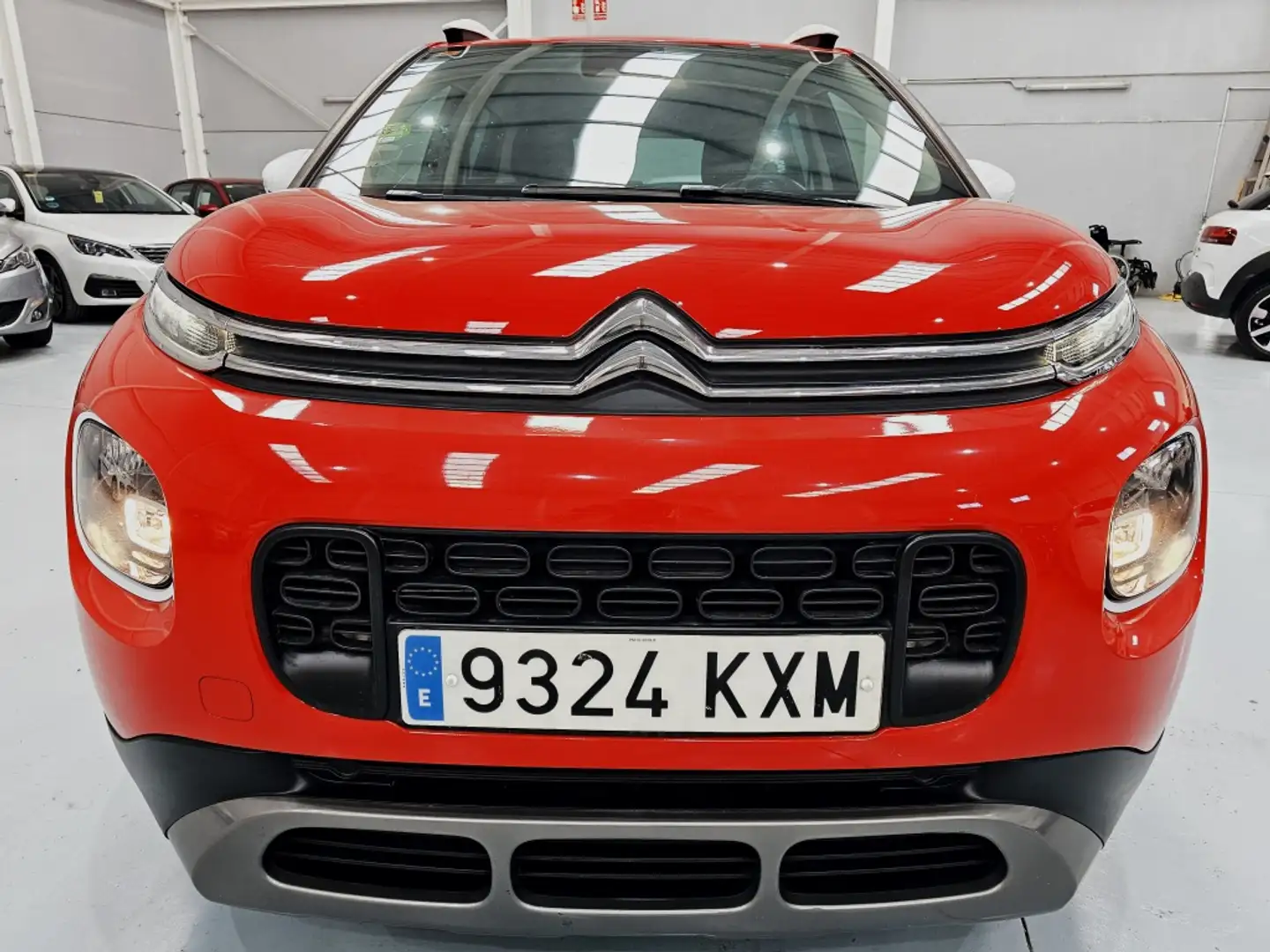 Citroen C3 Aircross Puretech Feel 82 Rouge - 2