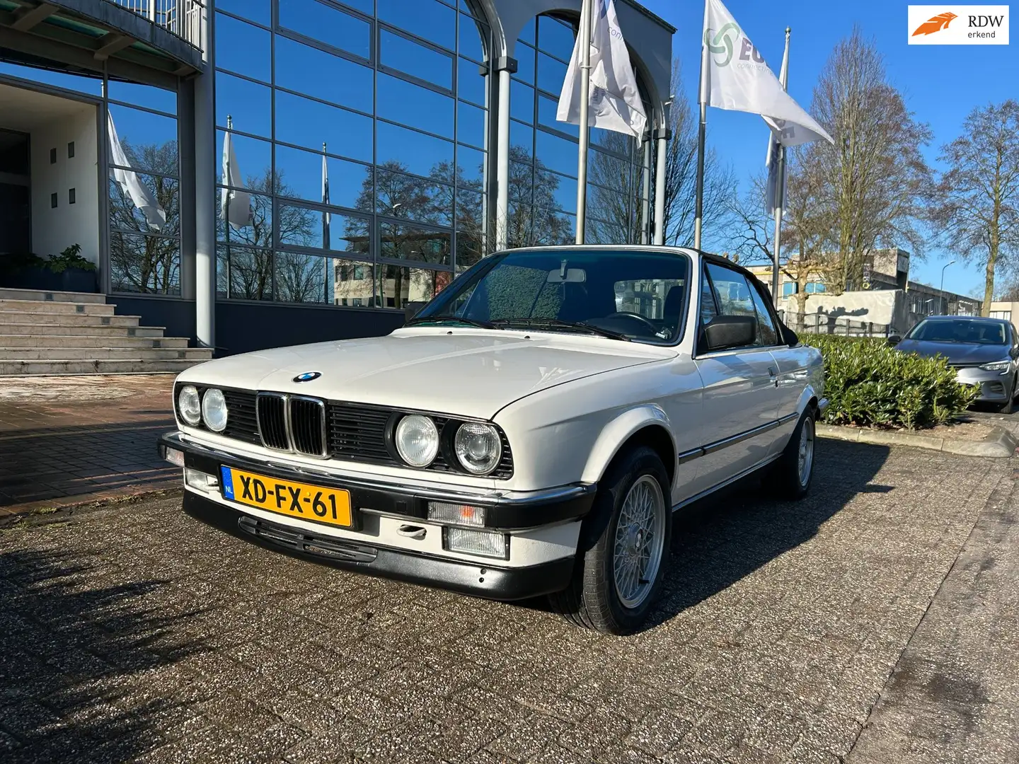 BMW 325 3-serie Cabrio 325i handgeschakeld incl hardtop ze Weiß - 1