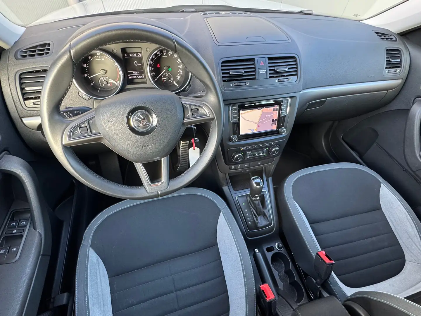 Skoda Yeti Outdoor 1.2 TSI Greentech JOY * Trekhaak * Automaa Argent - 2