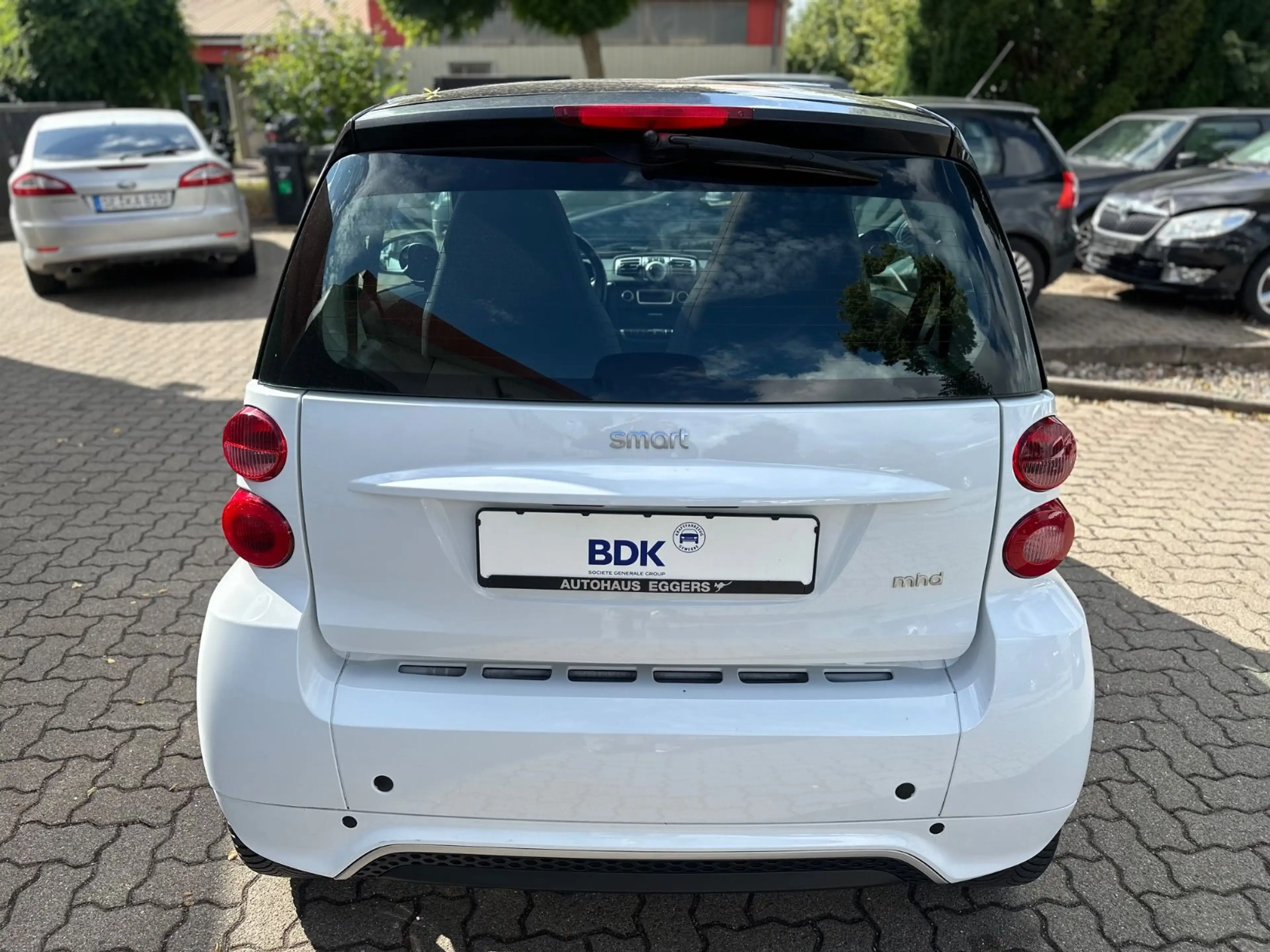 smart forTwo coupe Micro Hybrid Drive/PANO/KLIMA/GJR/ — photo 6