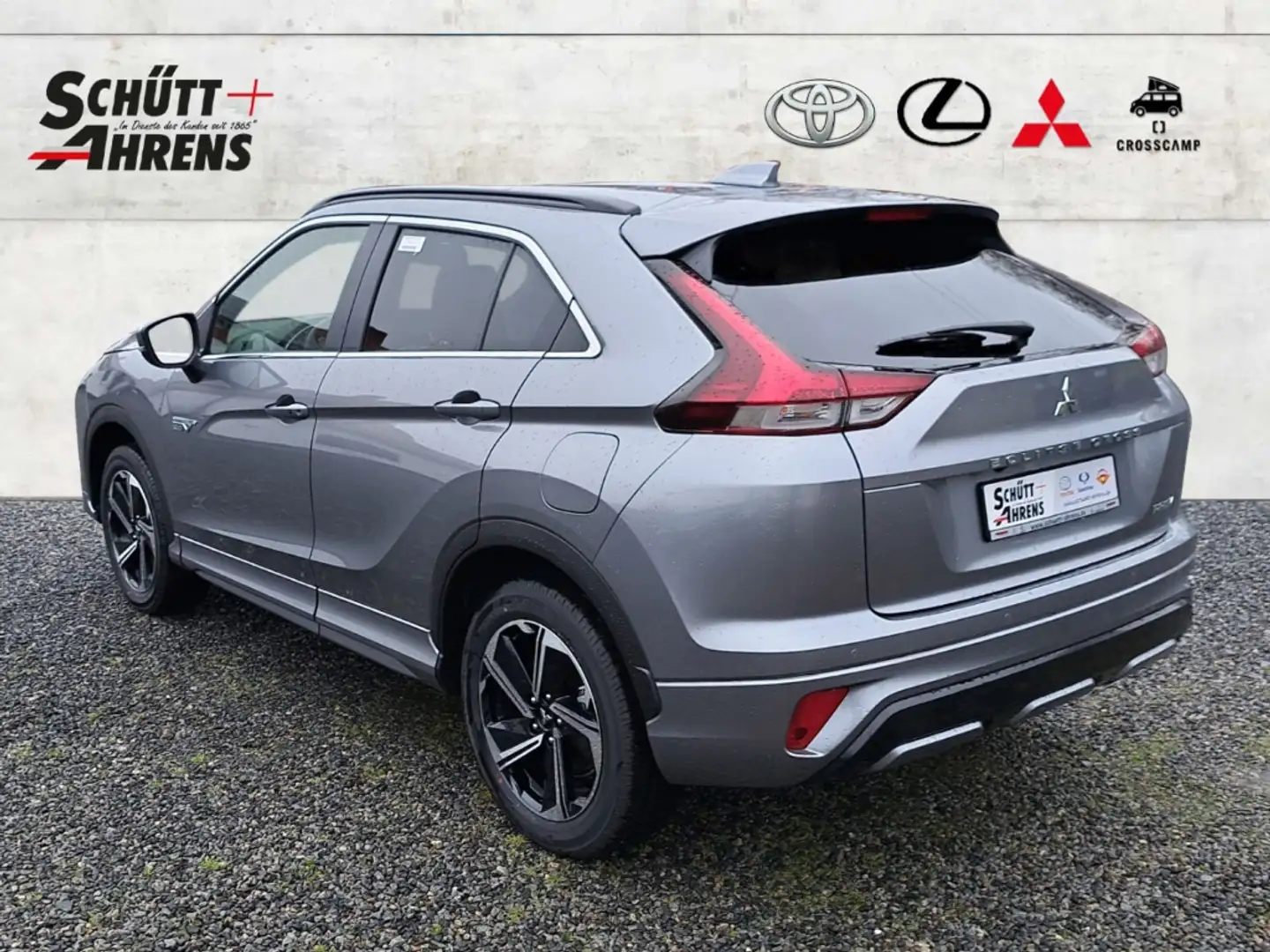Mitsubishi Eclipse Cross Plus Select Hybrid 4WD 2.4 MIVEC Navi Gris - 2
