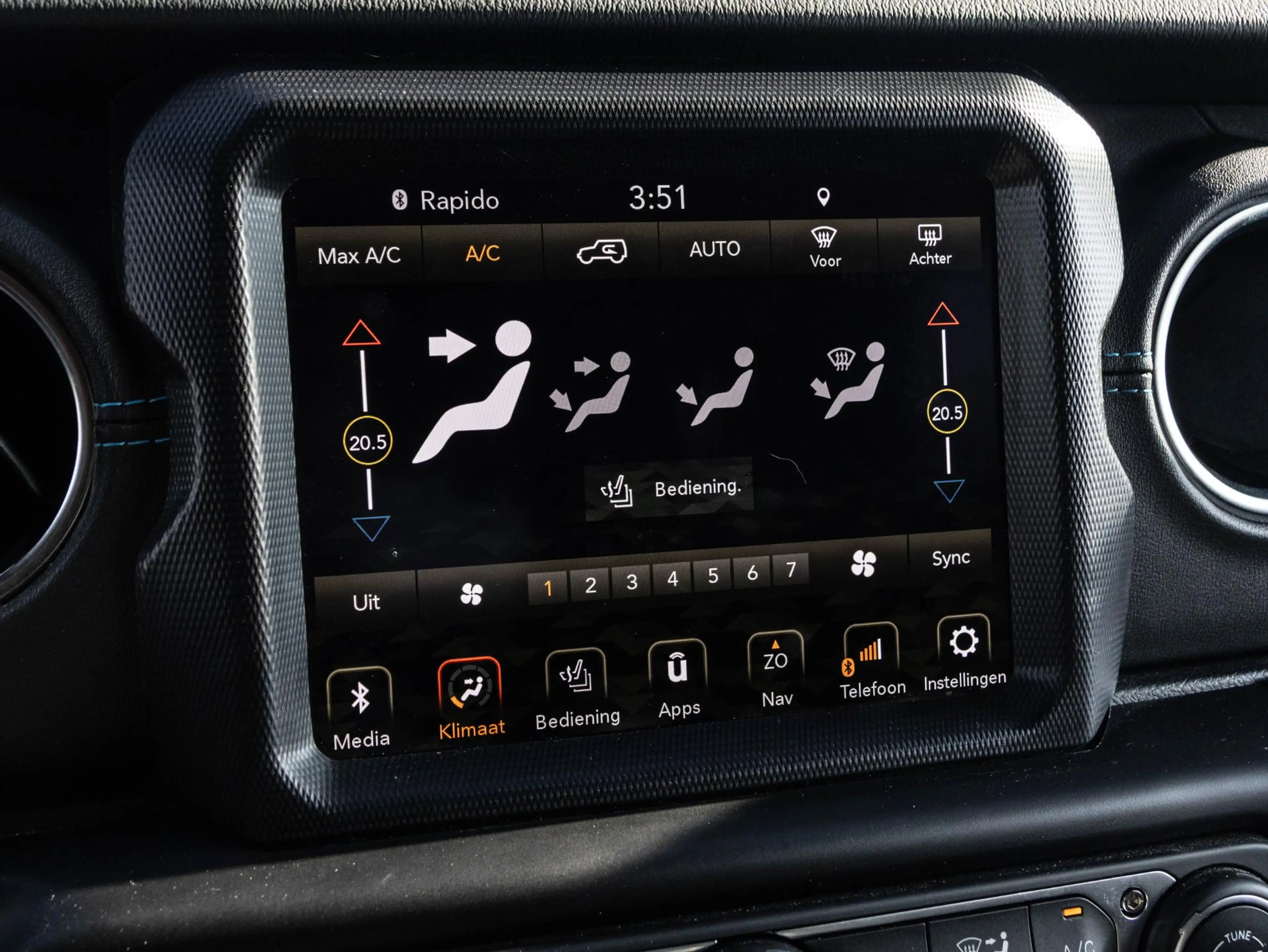Jeep Wrangler Unlimited 4xe 380 Rubicon | Leder | Lier | Cruise — photo 38