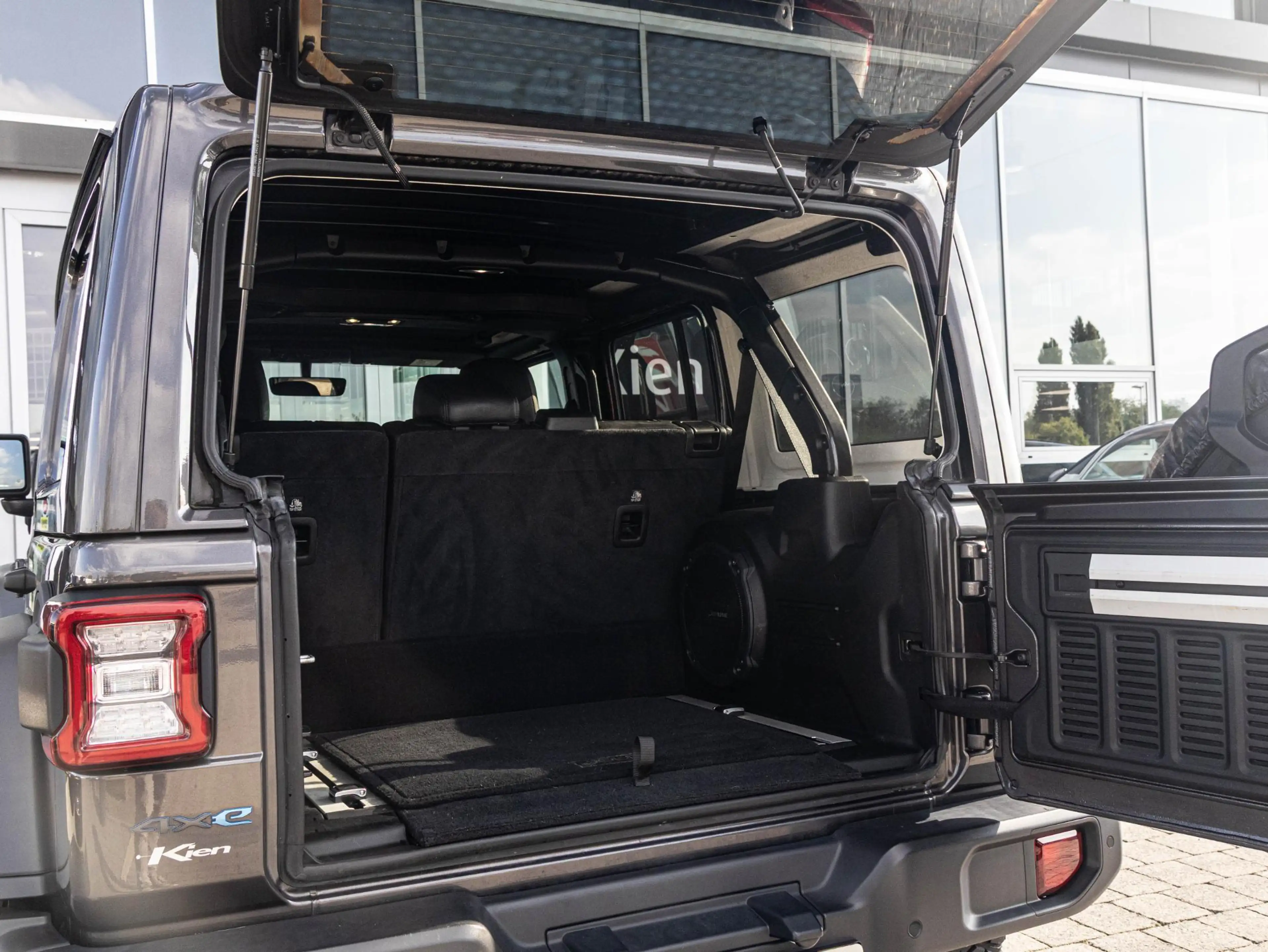 Jeep Wrangler Unlimited 4xe 380 Rubicon | Leder | Lier | Cruise — photo 23