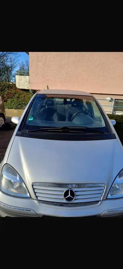 Mercedes-Benz A 190 L Avantgarde - 1