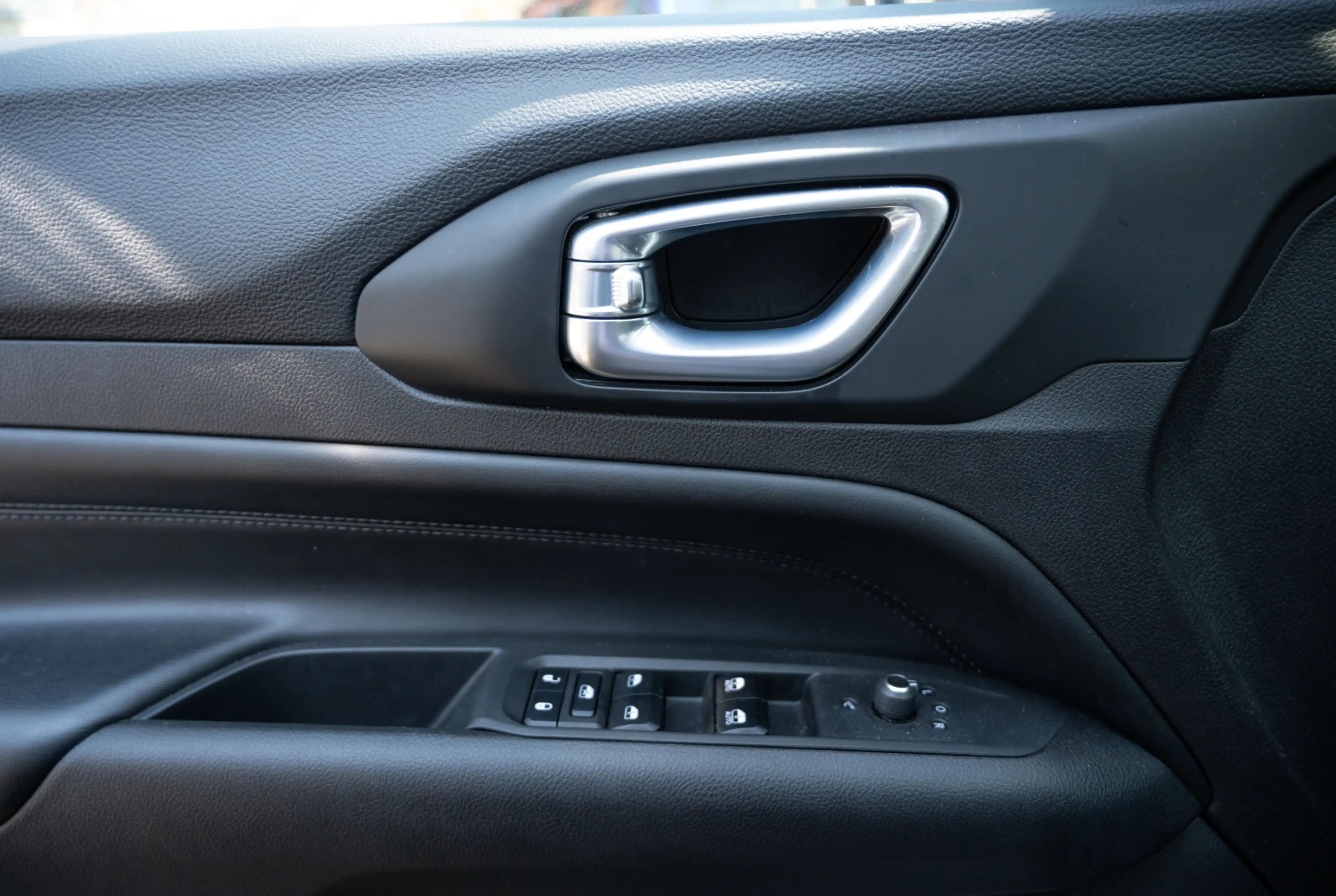 Jeep Compass S 1.5 Hybrid 48V *NAVI*DAB*SHZ*KEYLESS* — photo 13