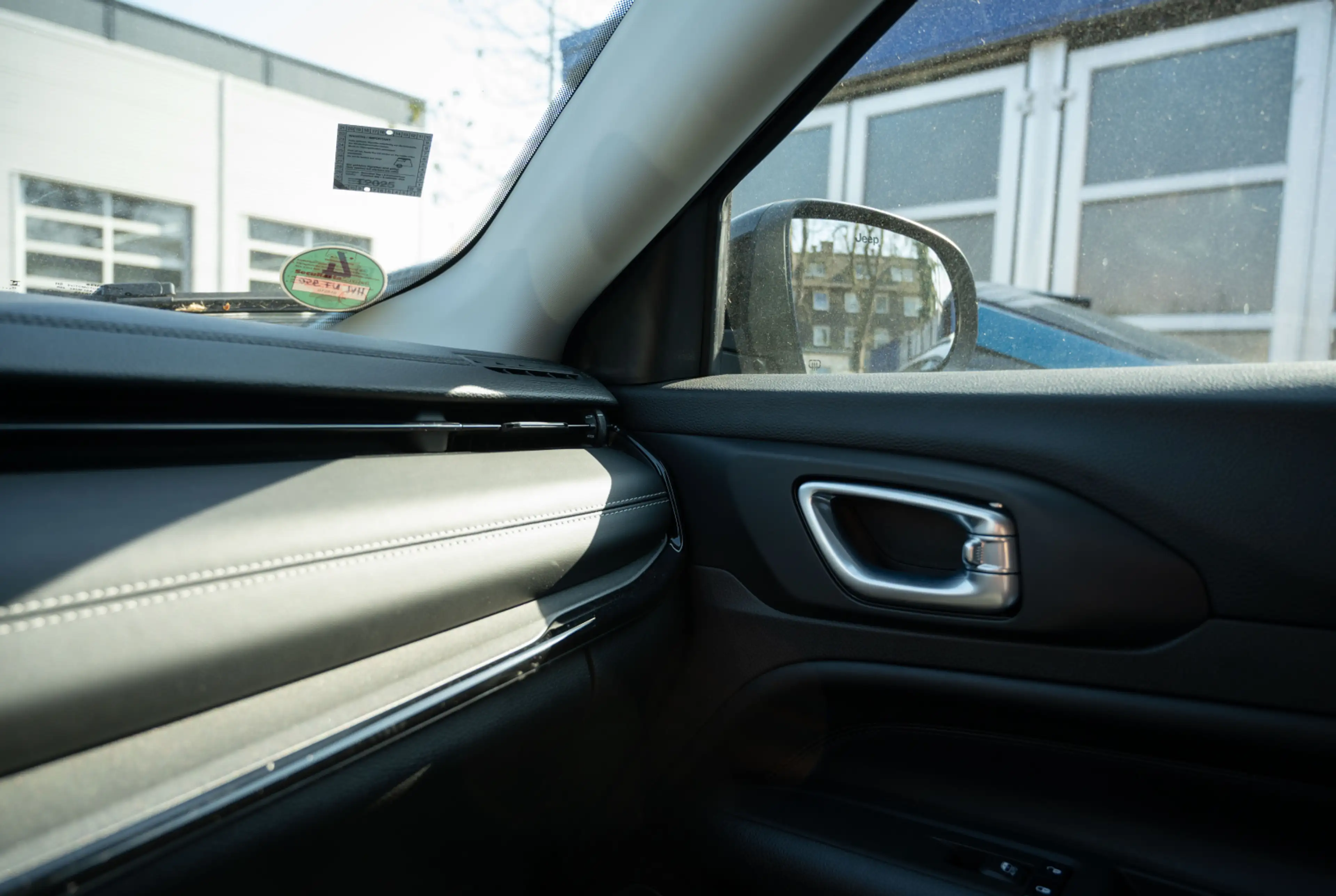 Jeep Compass S 1.5 Hybrid 48V *NAVI*DAB*SHZ*KEYLESS* — photo 12