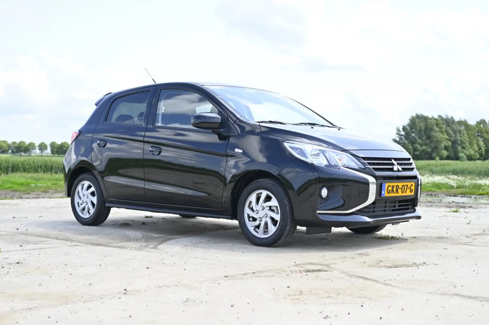 Mitsubishi Space Star 1.2 Dynamic Noir - 2