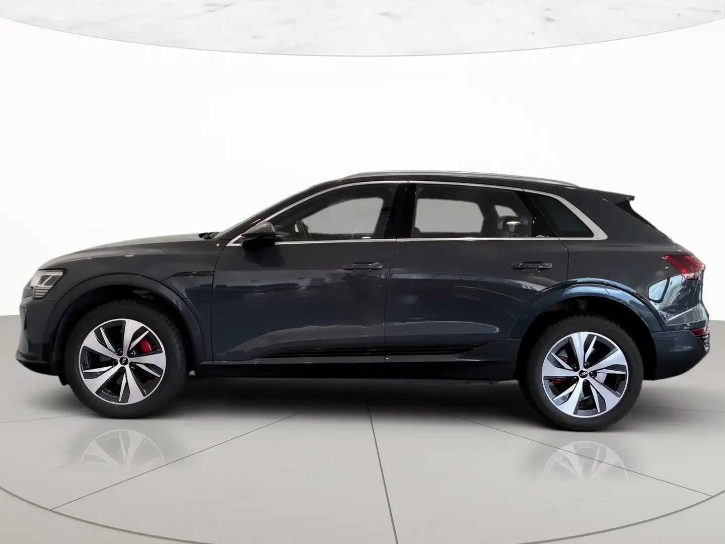 Audi Q8 e-tron 50 business advanced quattro Szürke - 2