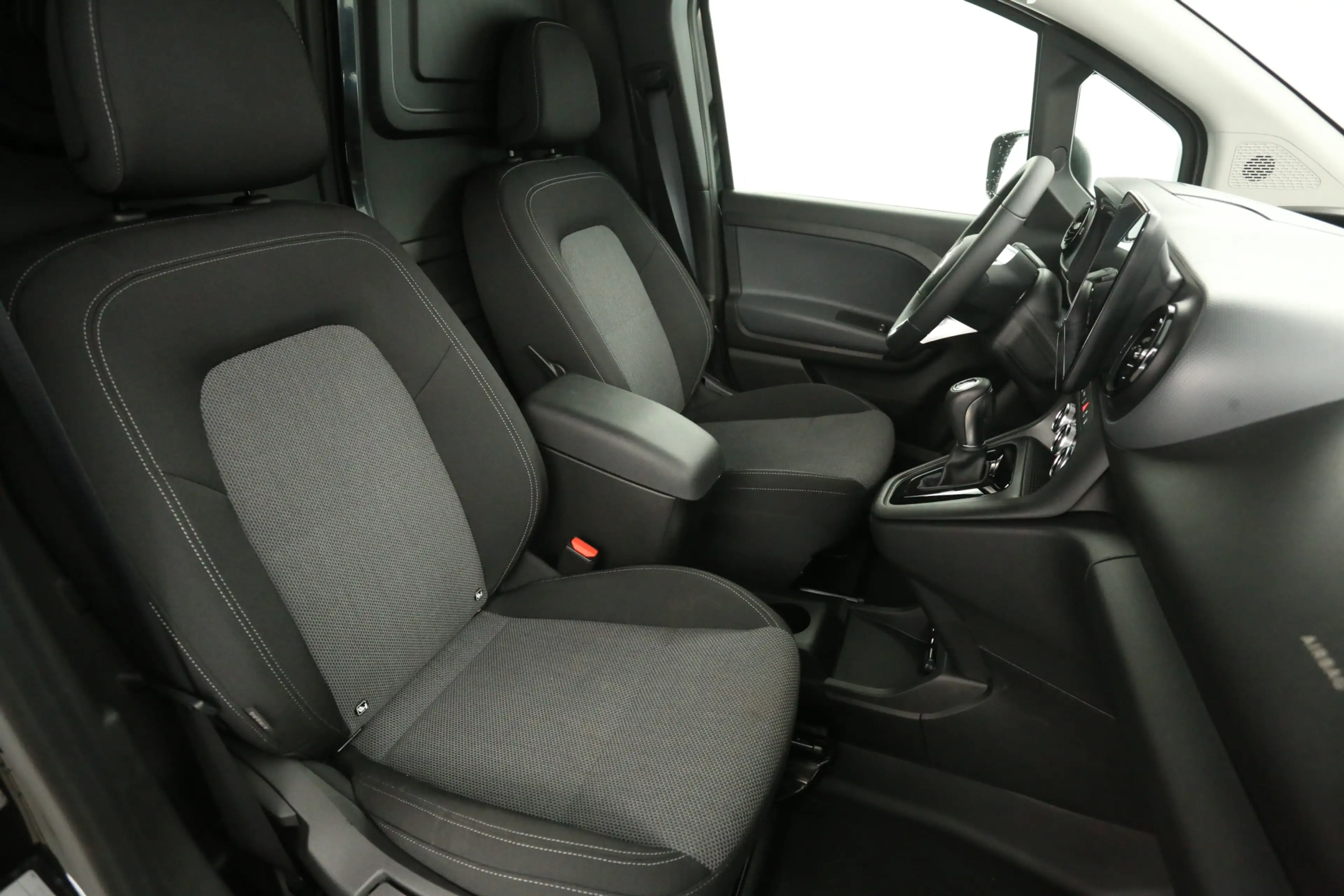Mercedes-Benz Citan e-Citan 45 kWh 122PK L2H1 Pro | SOH 99% | Clima | — photo 11