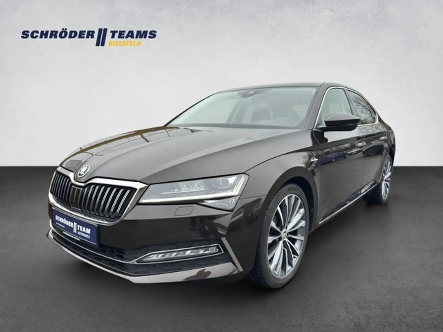 Skoda Superb 2.0 TSI DSG LK PANO/DCC/MATRIX Hnědá - 1