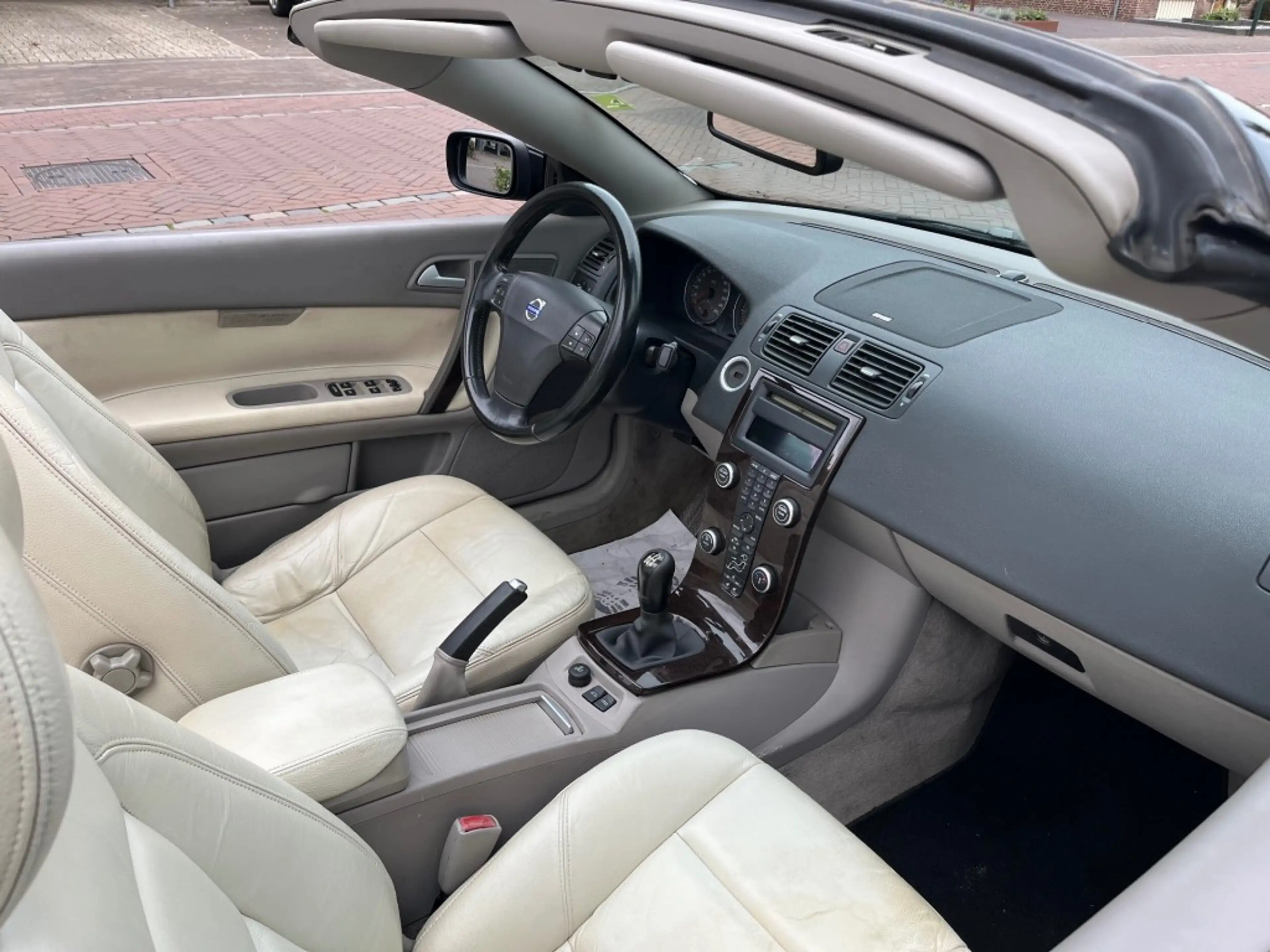 Volvo C70 2.4I CABRIOLET 170PK / LEDER / STOELVERW. / DYNAUD — photo 2