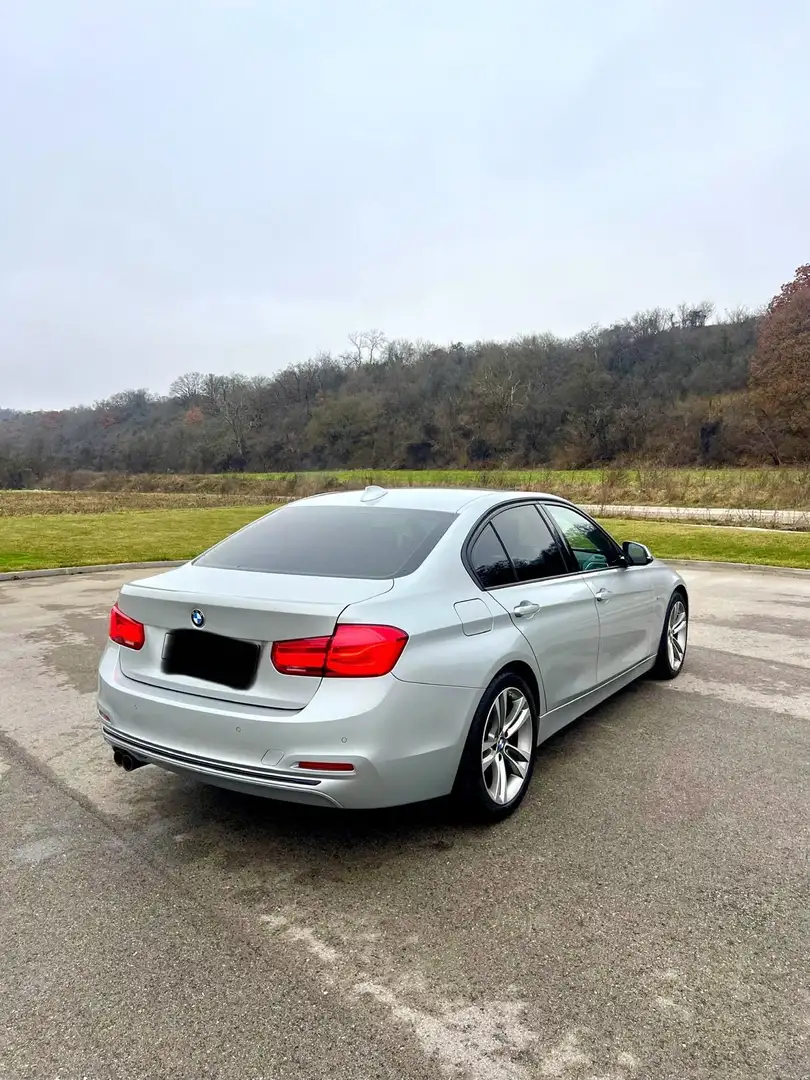 BMW 330 330d xDrive Sport Line Aut. - 2