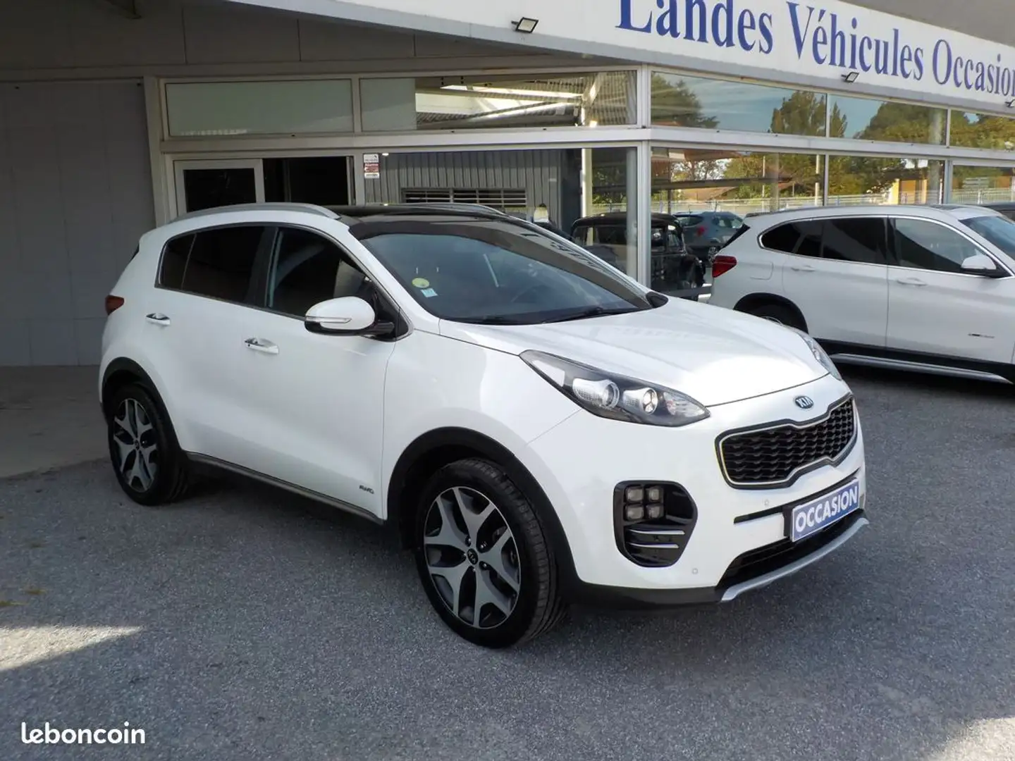 Kia Sportage 2.0 crdi 136 gt line 4wd Weiß - 1