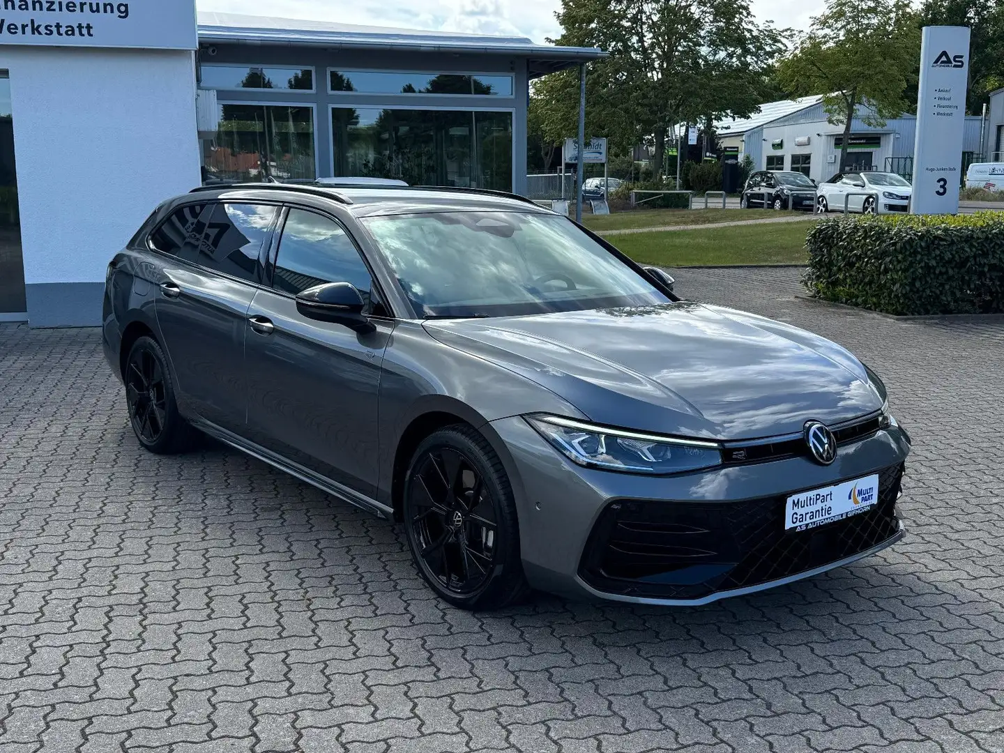 Volkswagen Passat Variant Passat Var. 1.5 TSI eHybrid R-Line IQ.Light H&K Gris - 1
