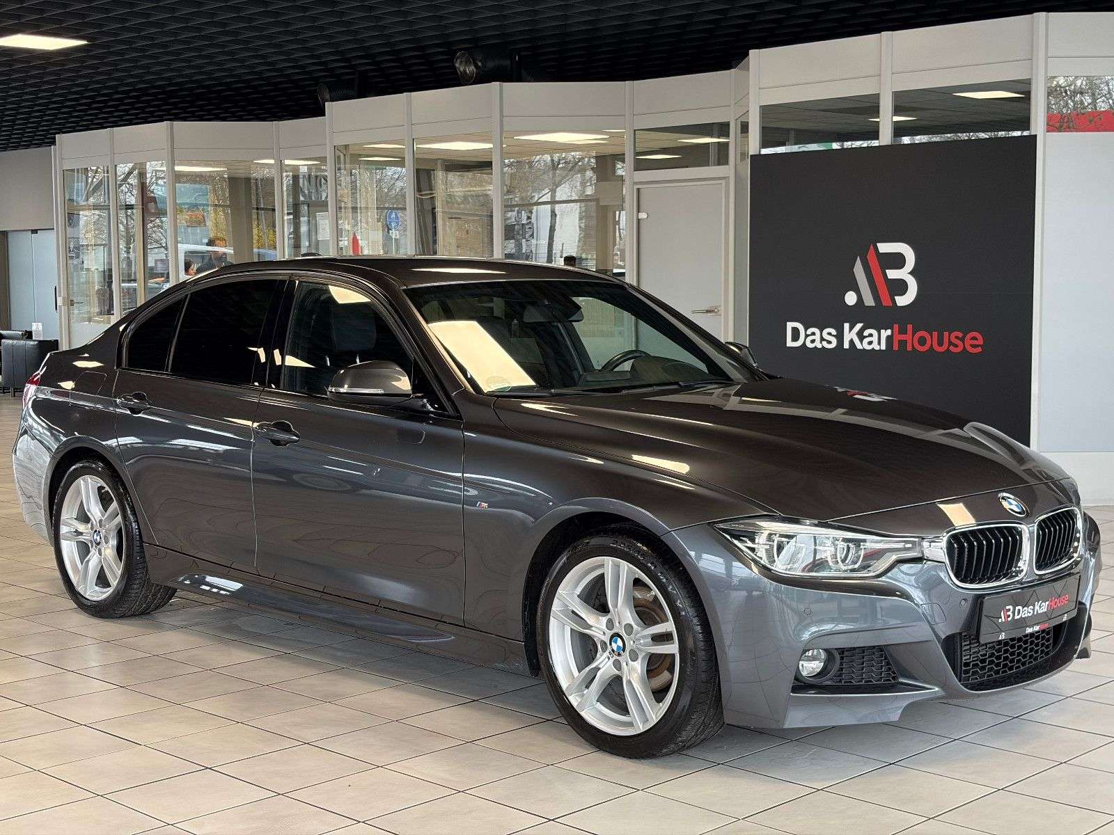 Second hand Bmw 3 Series 