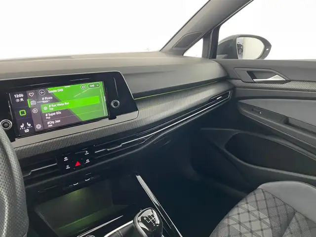 Volkswagen Golf view 9