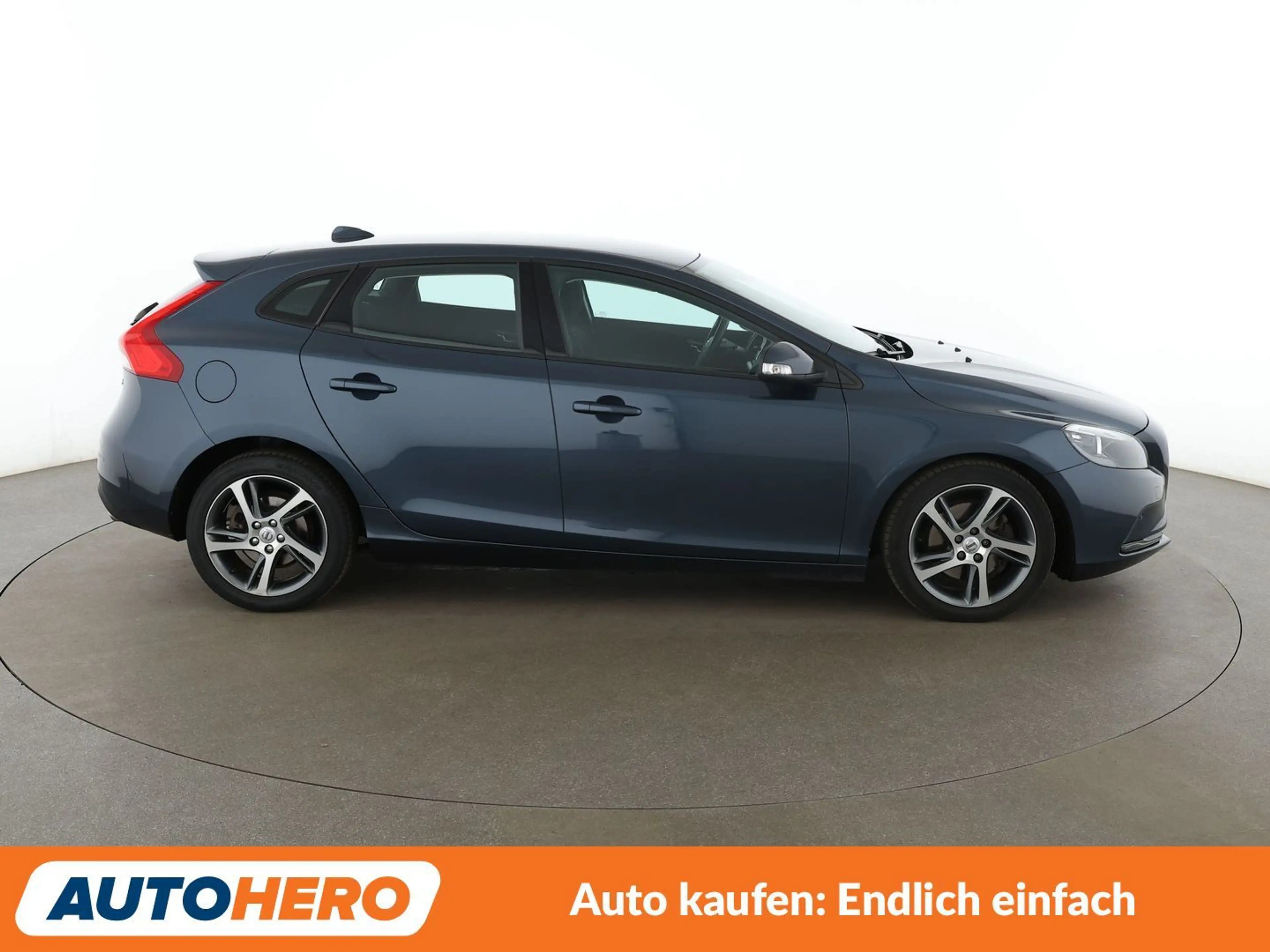 Volvo V40 2.0 T3 Kinetic *NAV*TEMPO*CAM*PDC*SHZ*ALU*KLIMA* — photo 7