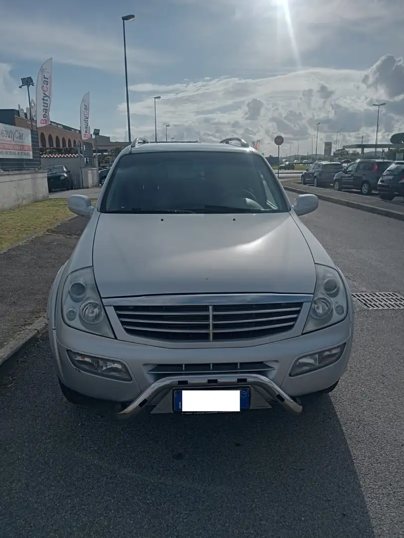 SsangYong Rexton 2.7 XDi cat Plus Срібний - 1