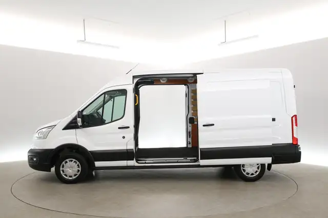 Ford Transit view 6