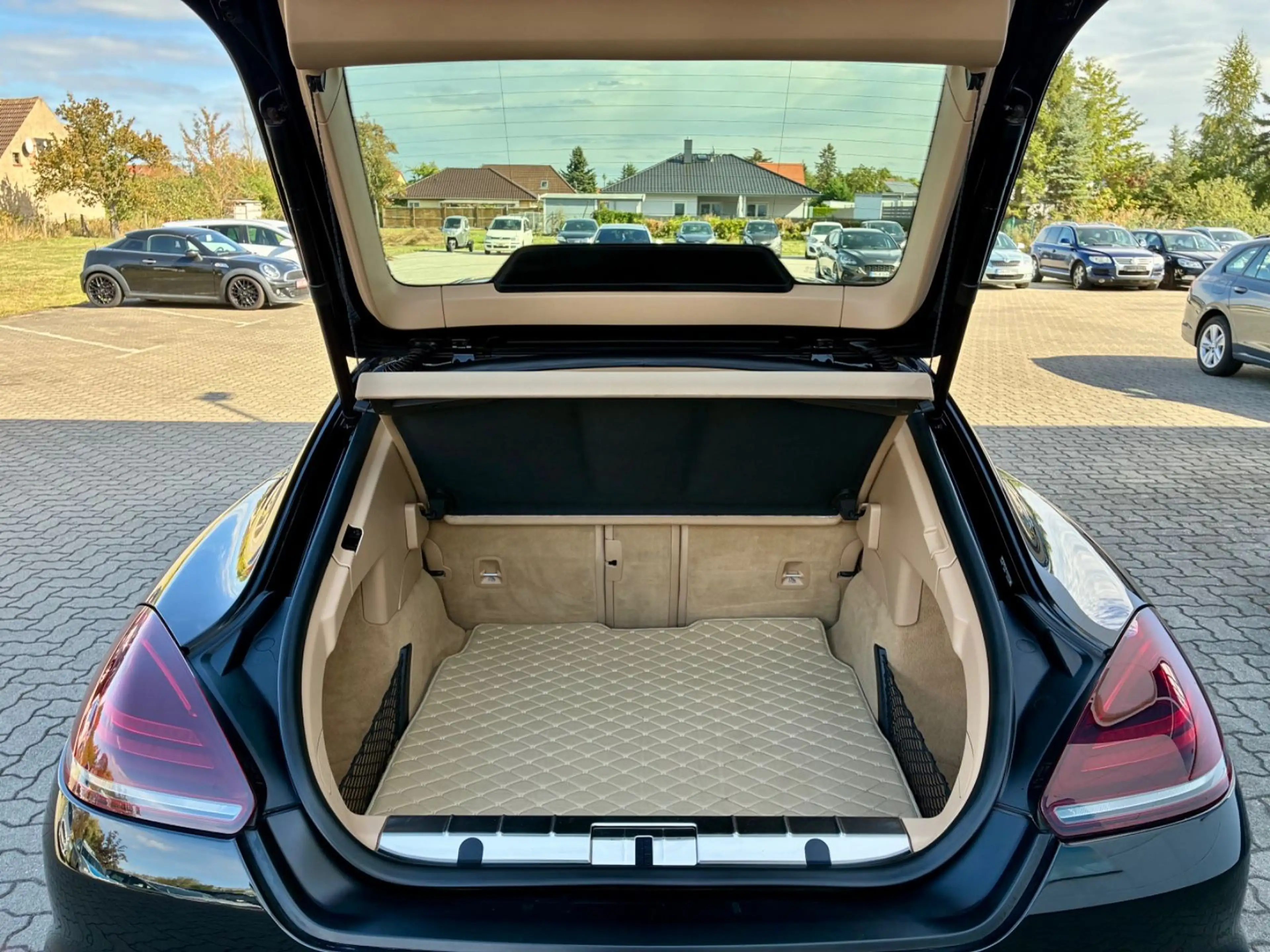Porsche Panamera 4 S Navi Kamera Automatik Allrad — photo 14