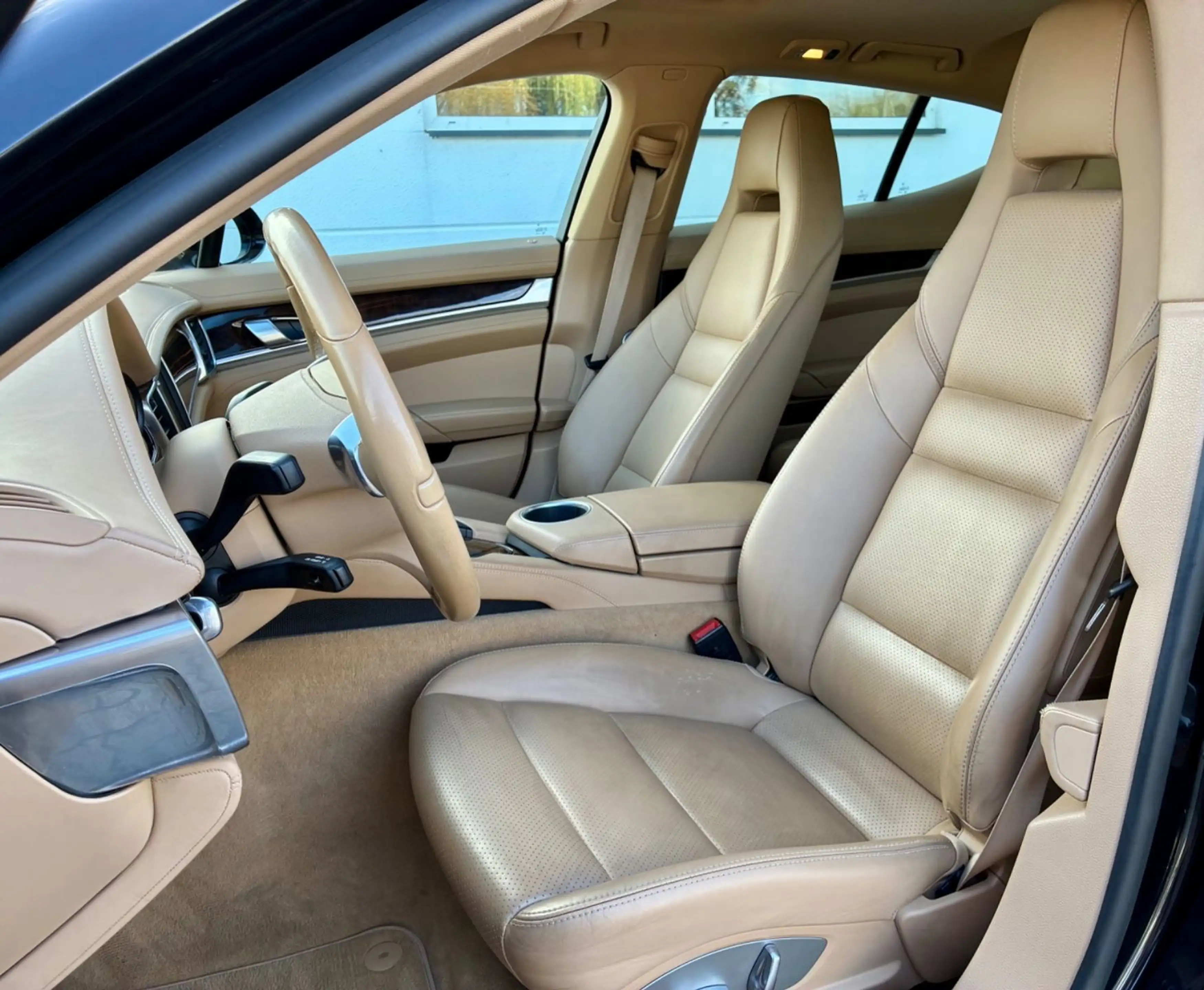Porsche Panamera 4 S Navi Kamera Automatik Allrad — photo 10