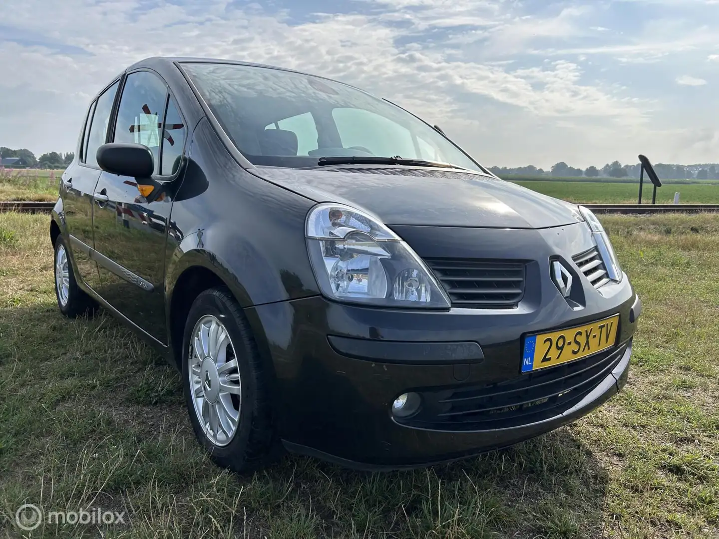 Renault Modus 1.6-16V Privilège NIEUWE APK AIRCO AUTOMAAT Zwart - 2
